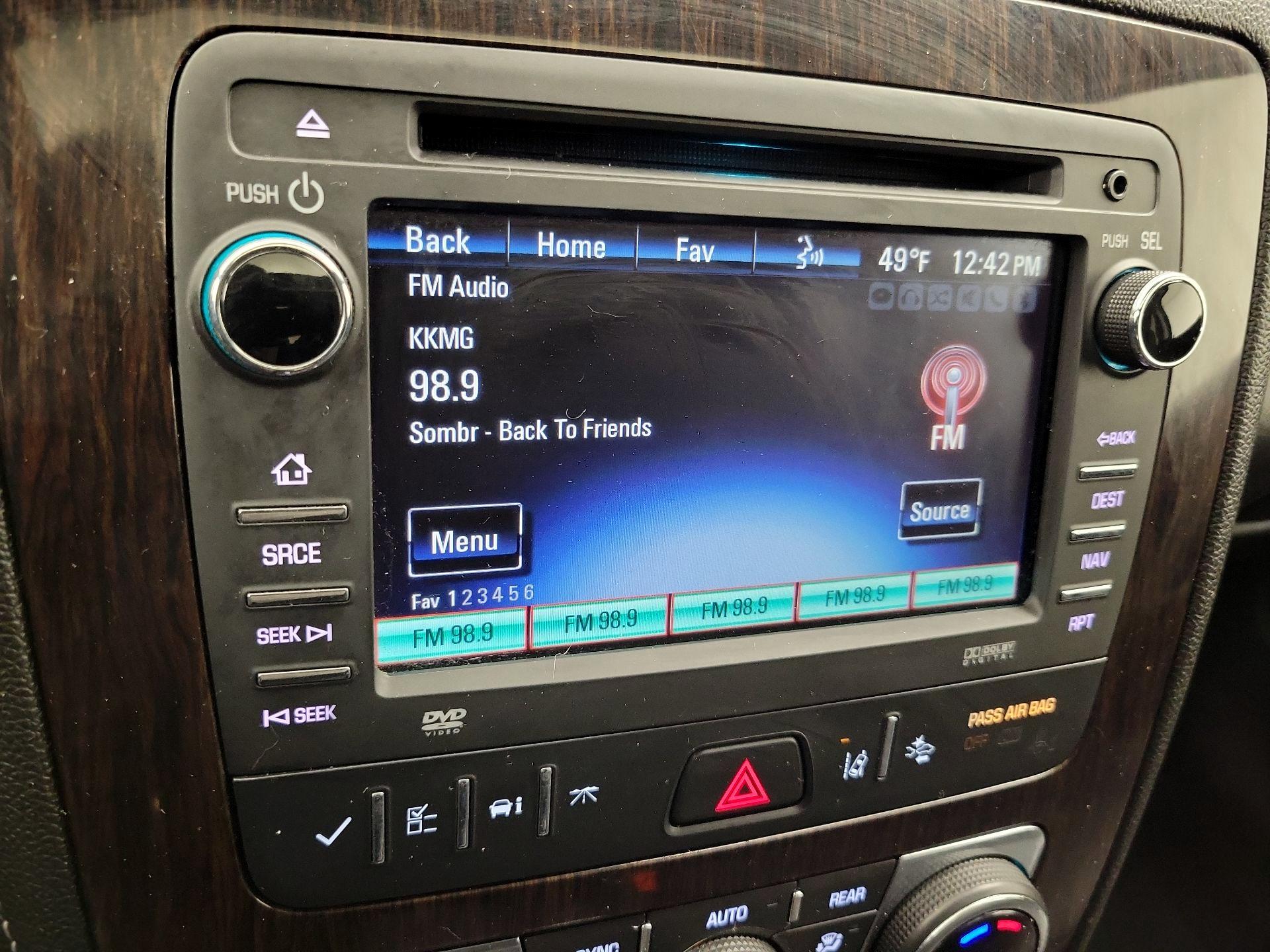 Thumbnail: 2017 Chevrolet Traverse - 16