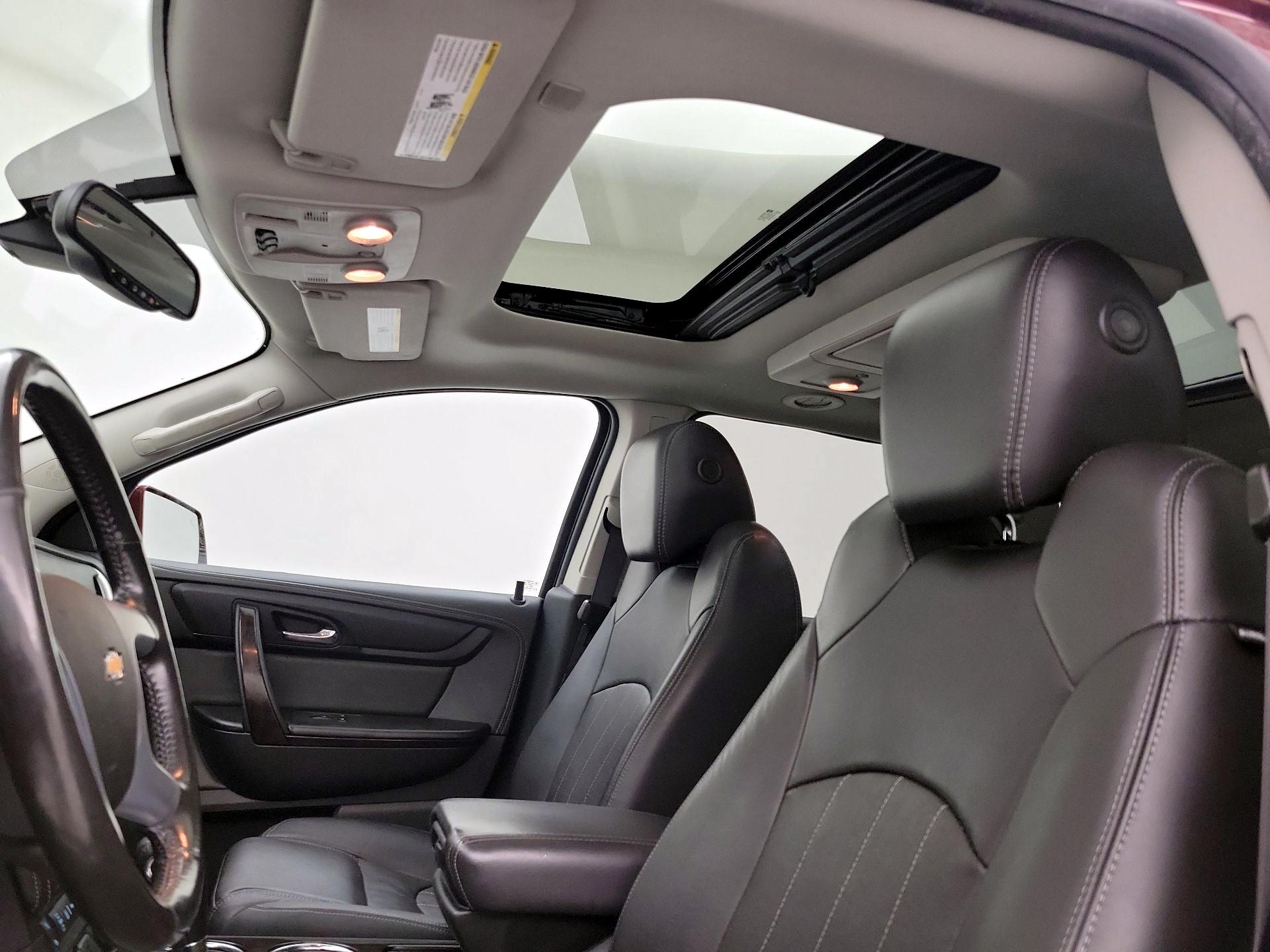 Thumbnail: 2017 Chevrolet Traverse - 20