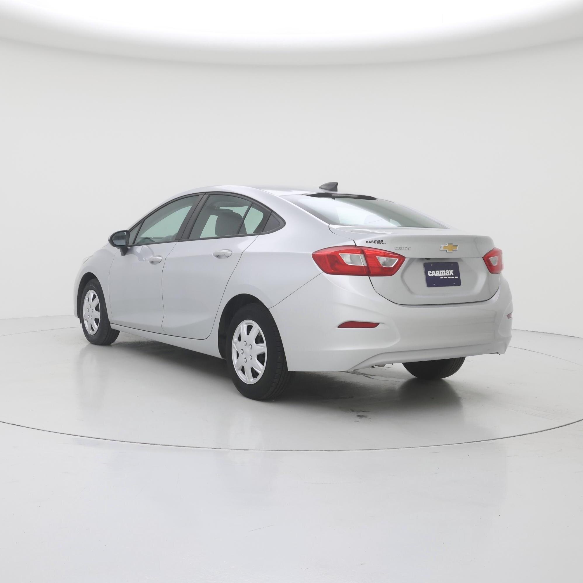 Thumbnail: 2016 Chevrolet Cruze - 2