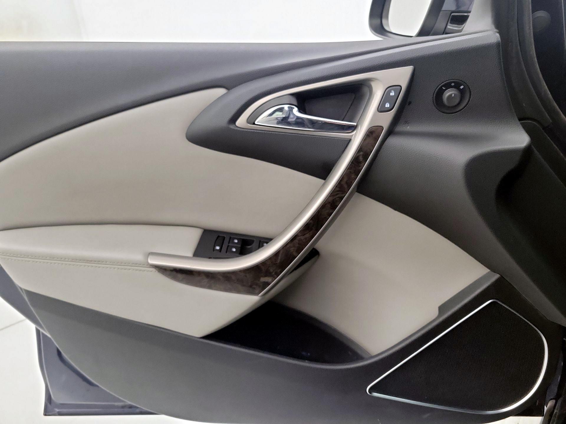 Thumbnail: 2015 Buick Verano - 12