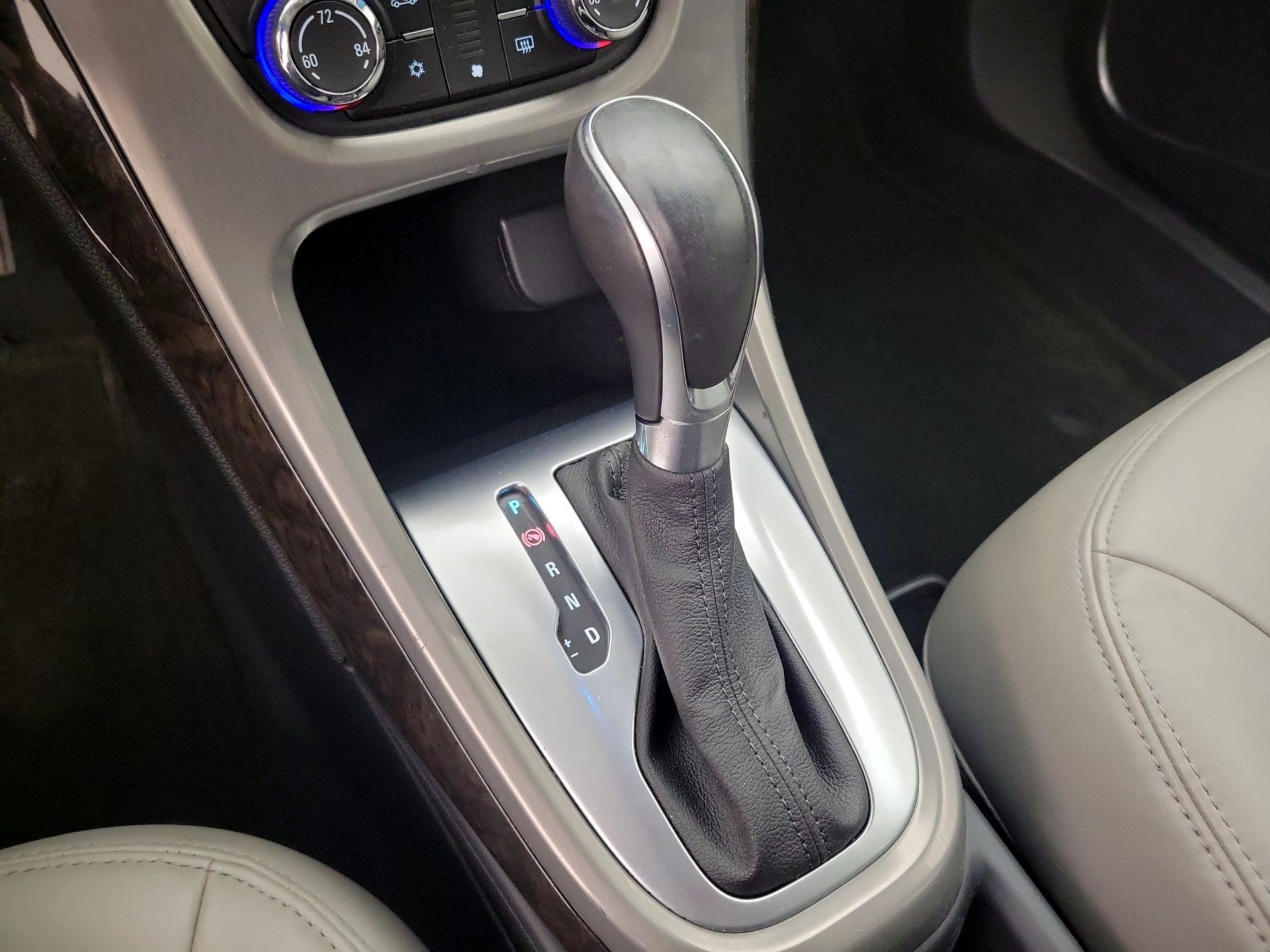 Thumbnail: 2015 Buick Verano - 17