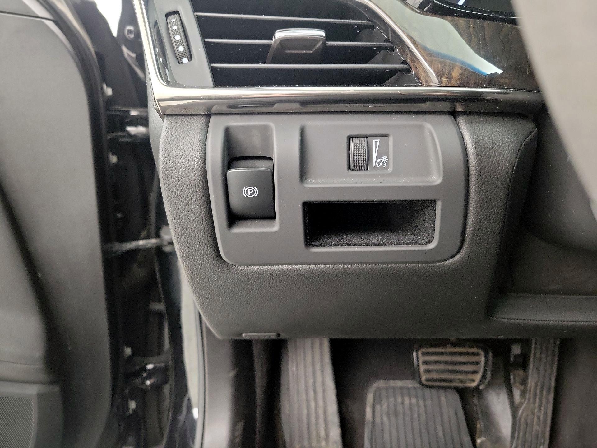 Thumbnail: 2019 Cadillac CTS - 13