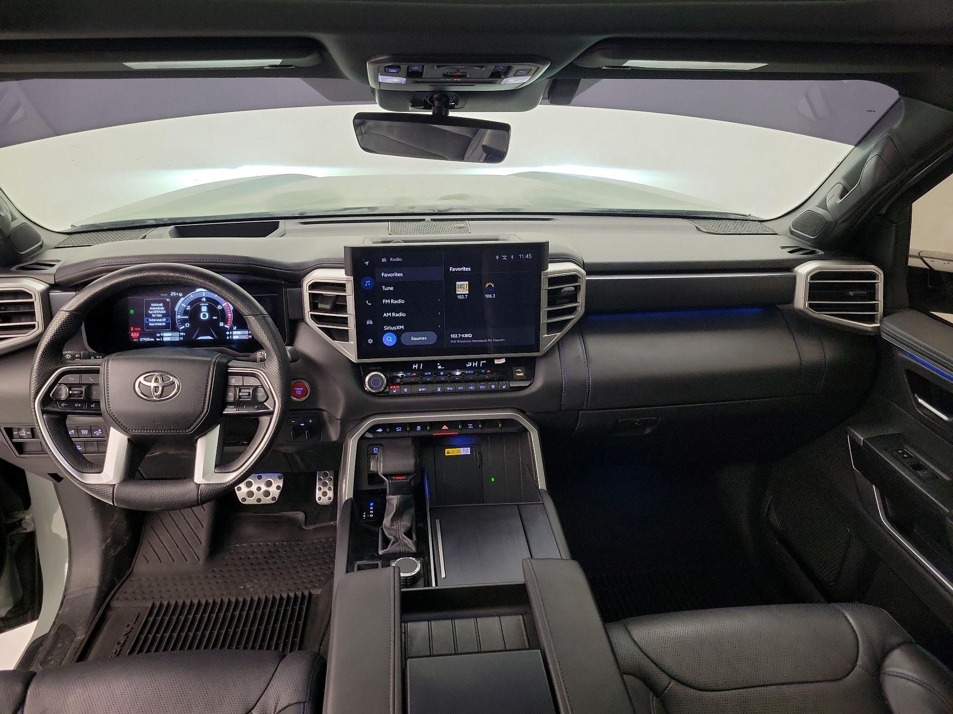 Thumbnail: 2024 Toyota Tundra - 9