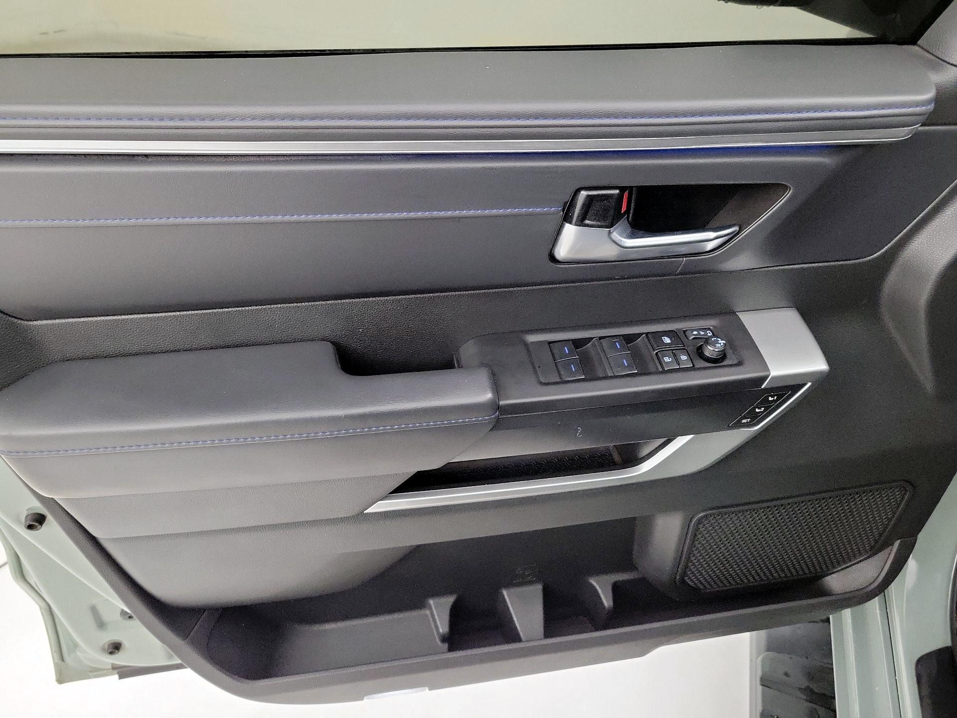 Thumbnail: 2024 Toyota Tundra - 12