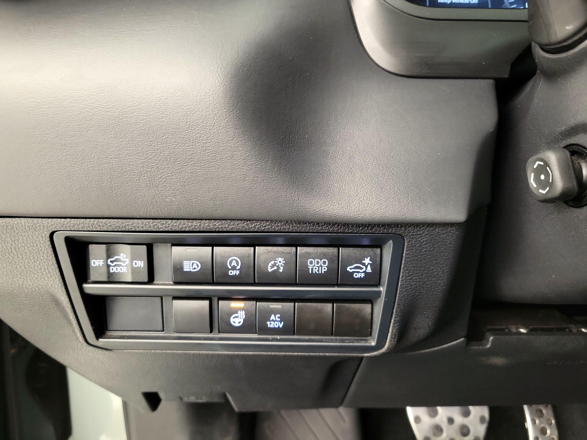 Thumbnail: 2024 Toyota Tundra - 13