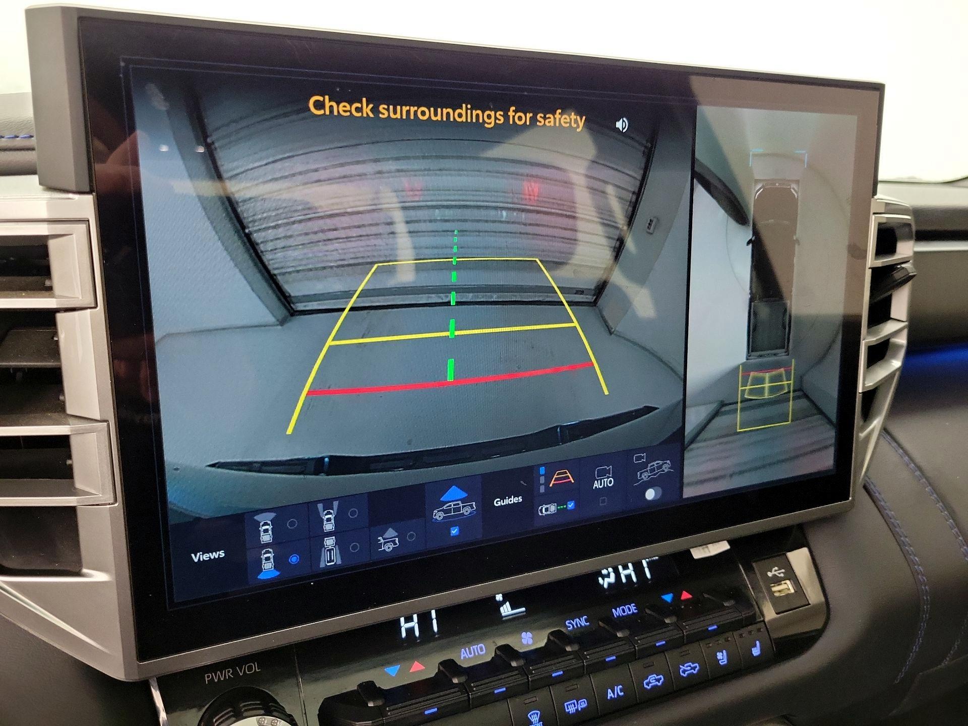 Thumbnail: 2024 Toyota Tundra - 14