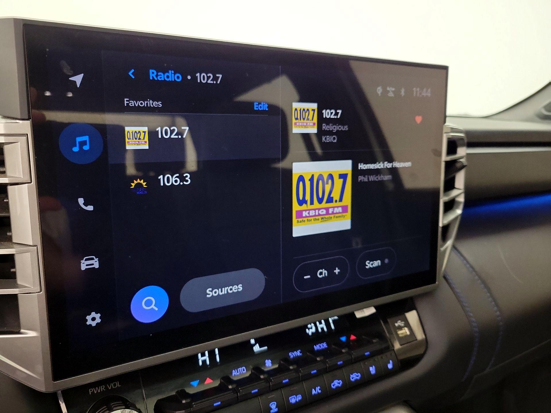 Thumbnail: 2024 Toyota Tundra - 15