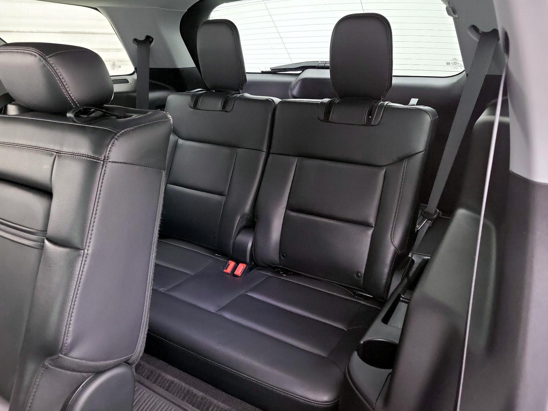 Thumbnail: 2020 Ford Explorer - 20