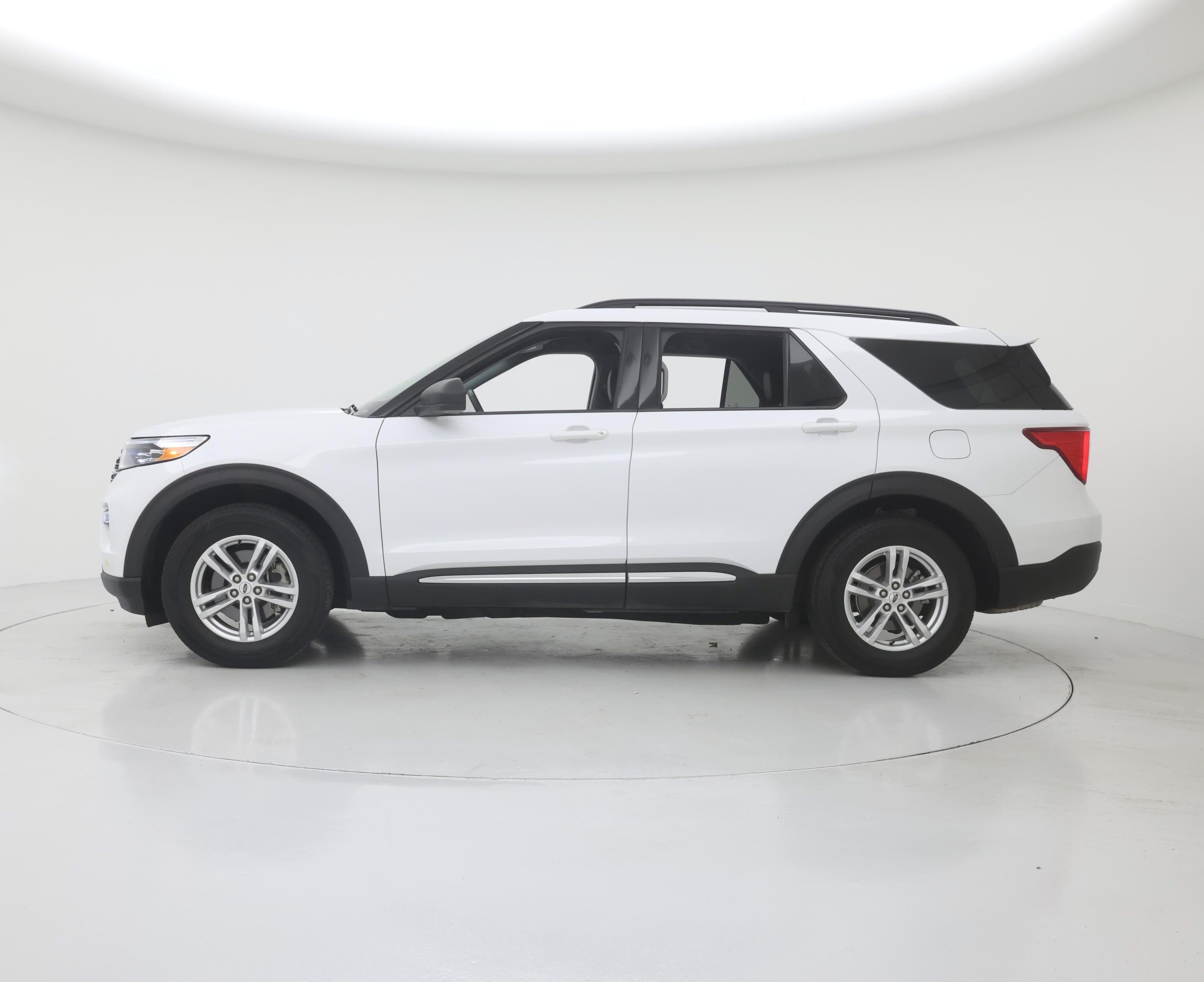 Thumbnail: 2020 Ford Explorer - 3