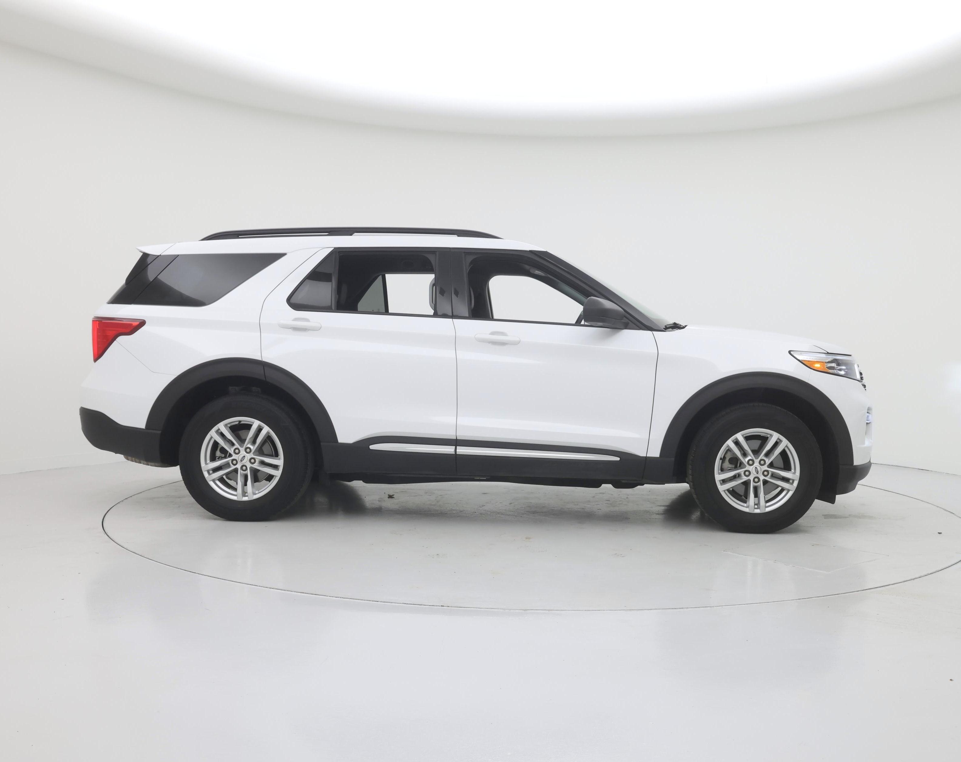 Thumbnail: 2020 Ford Explorer - 7