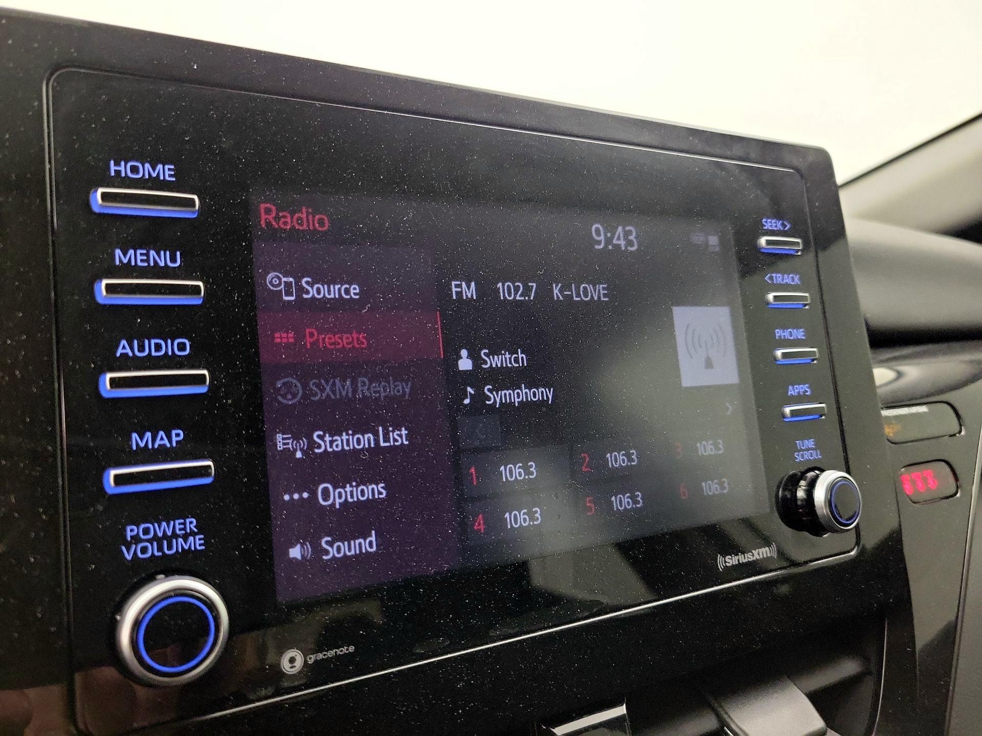 Thumbnail: 2022 Toyota Camry - 15