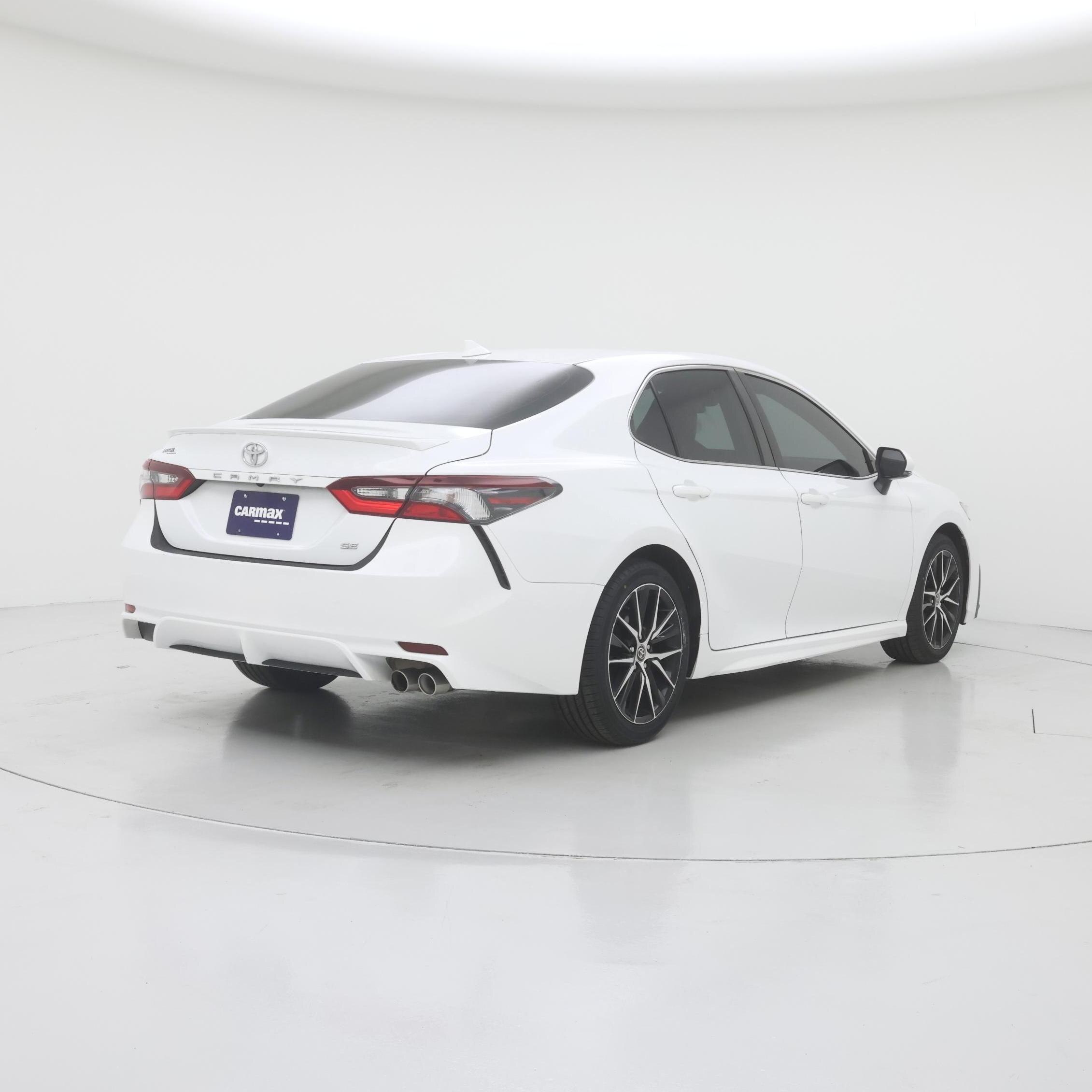 Thumbnail: 2022 Toyota Camry - 8