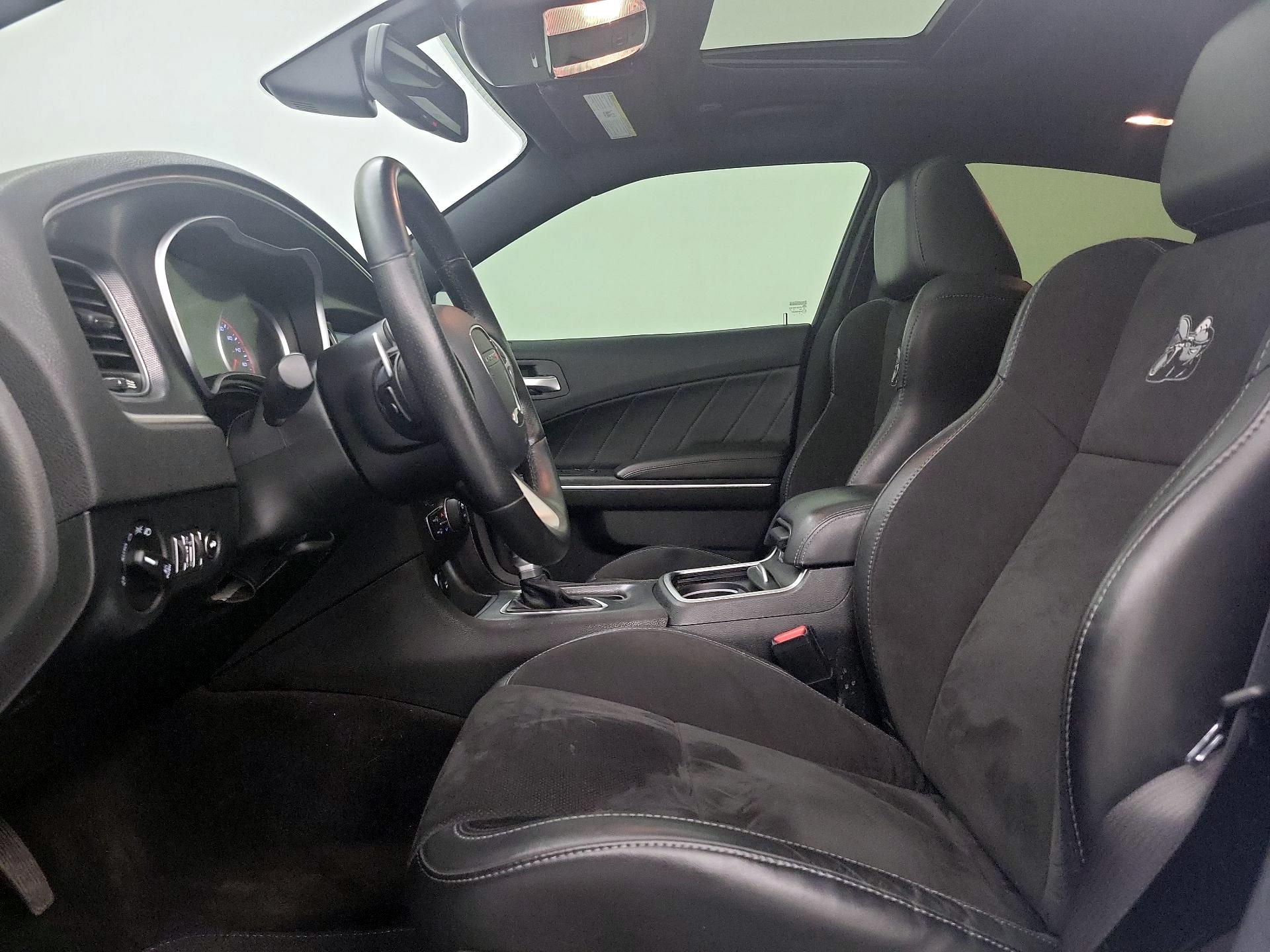 Thumbnail: 2018 Dodge Charger - 11