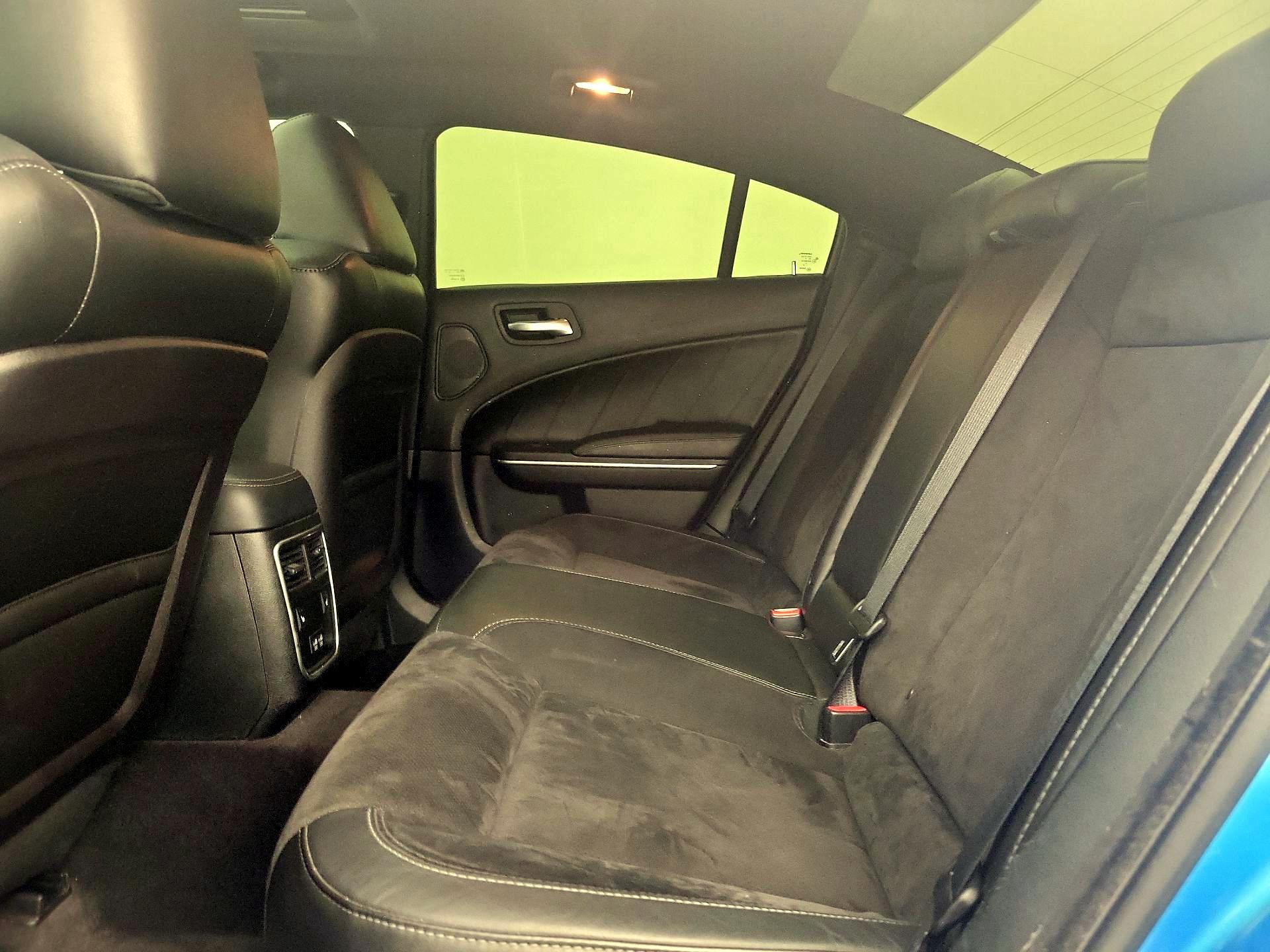 Thumbnail: 2018 Dodge Charger - 18