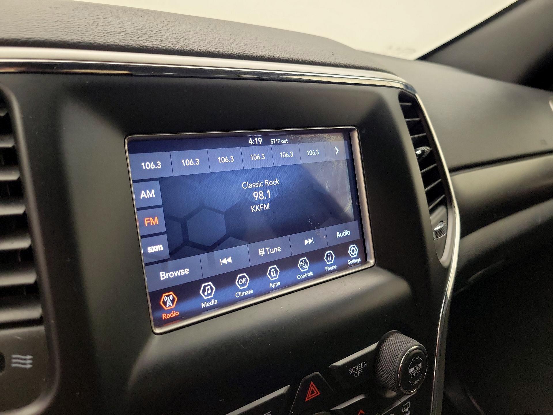 Thumbnail: 2018 Jeep Grand Cherokee - 15