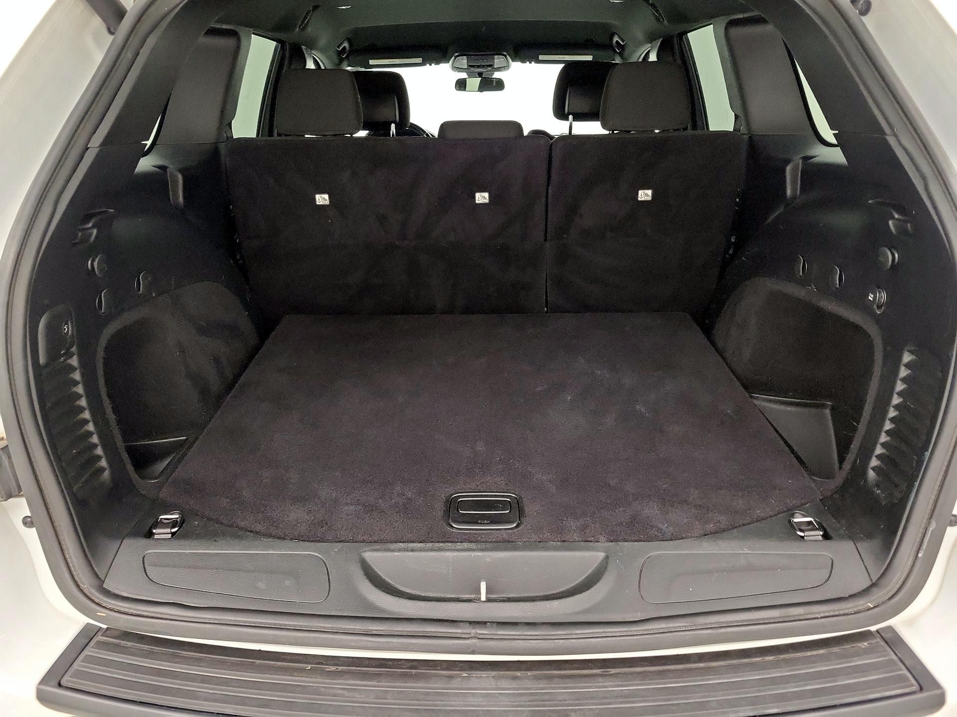 Thumbnail: 2018 Jeep Grand Cherokee - 20