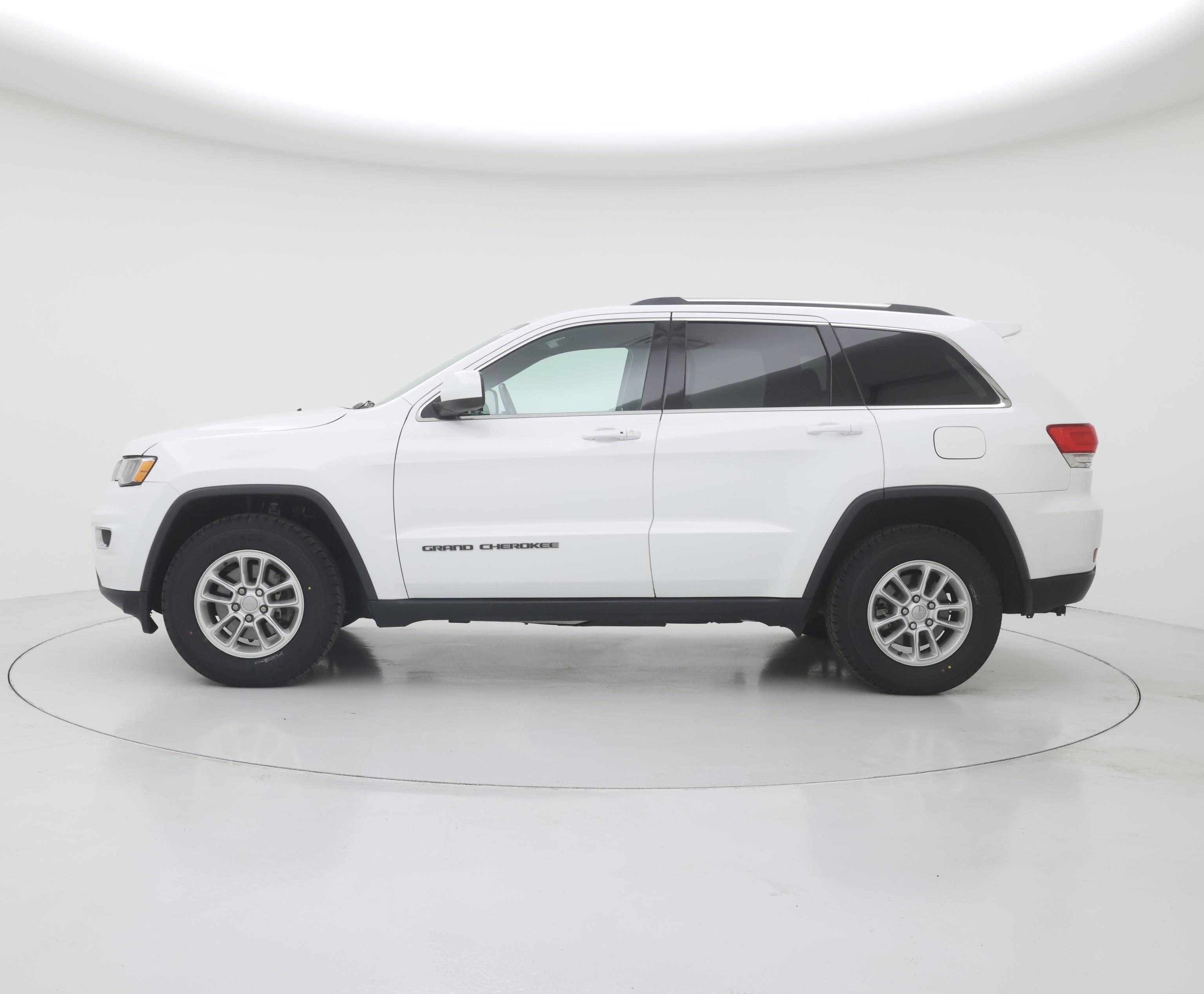 Thumbnail: 2018 Jeep Grand Cherokee - 3