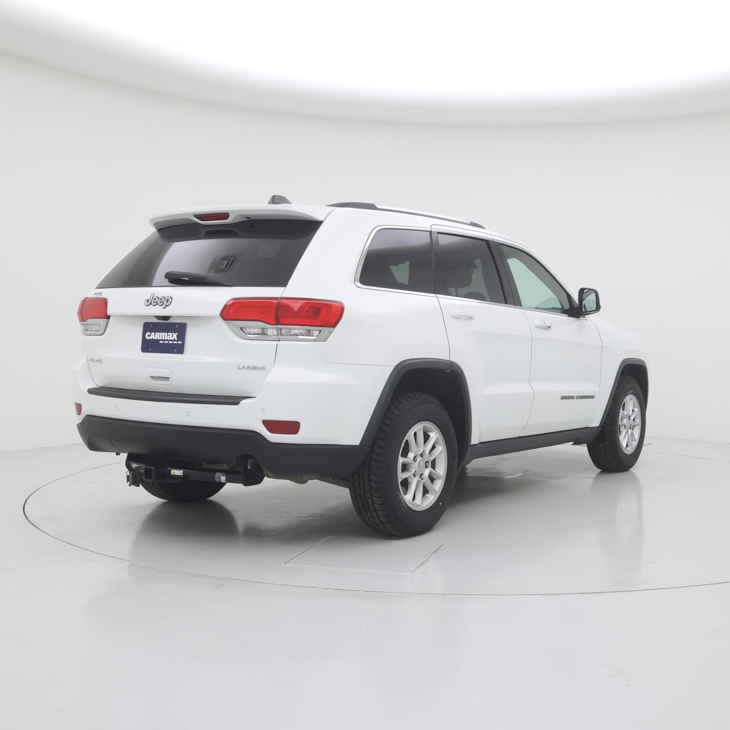 Thumbnail: 2018 Jeep Grand Cherokee - 8