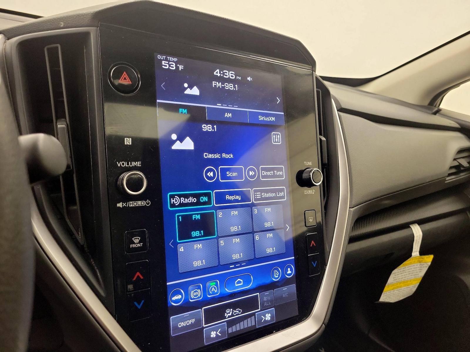 2024 Subaru Crosstrek Premium - Photo 16
