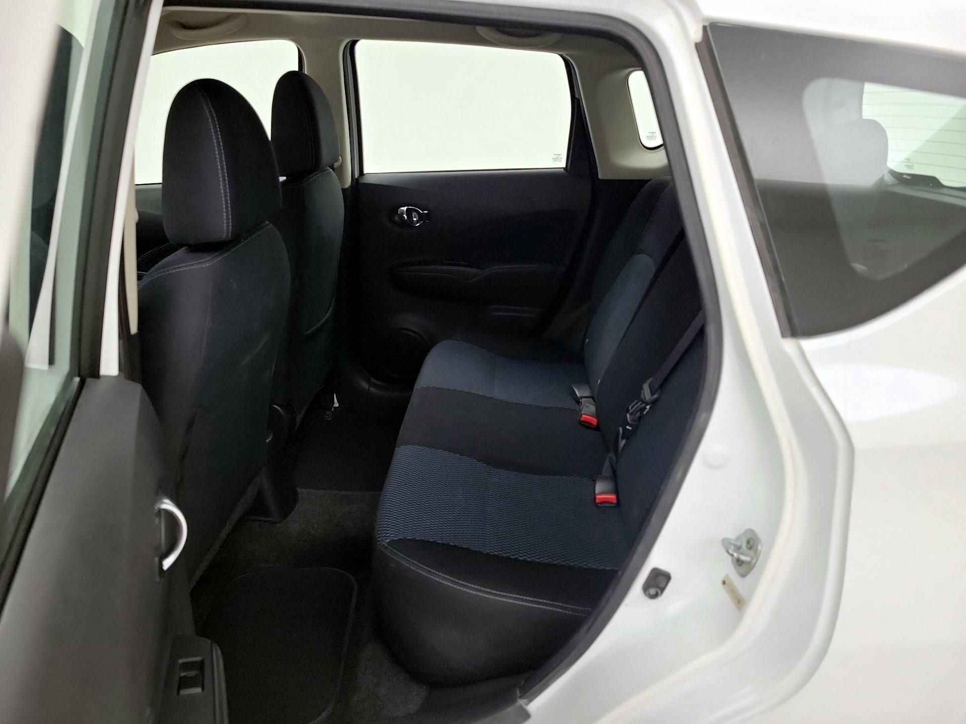 Thumbnail: 2016 Nissan Versa Note - 19