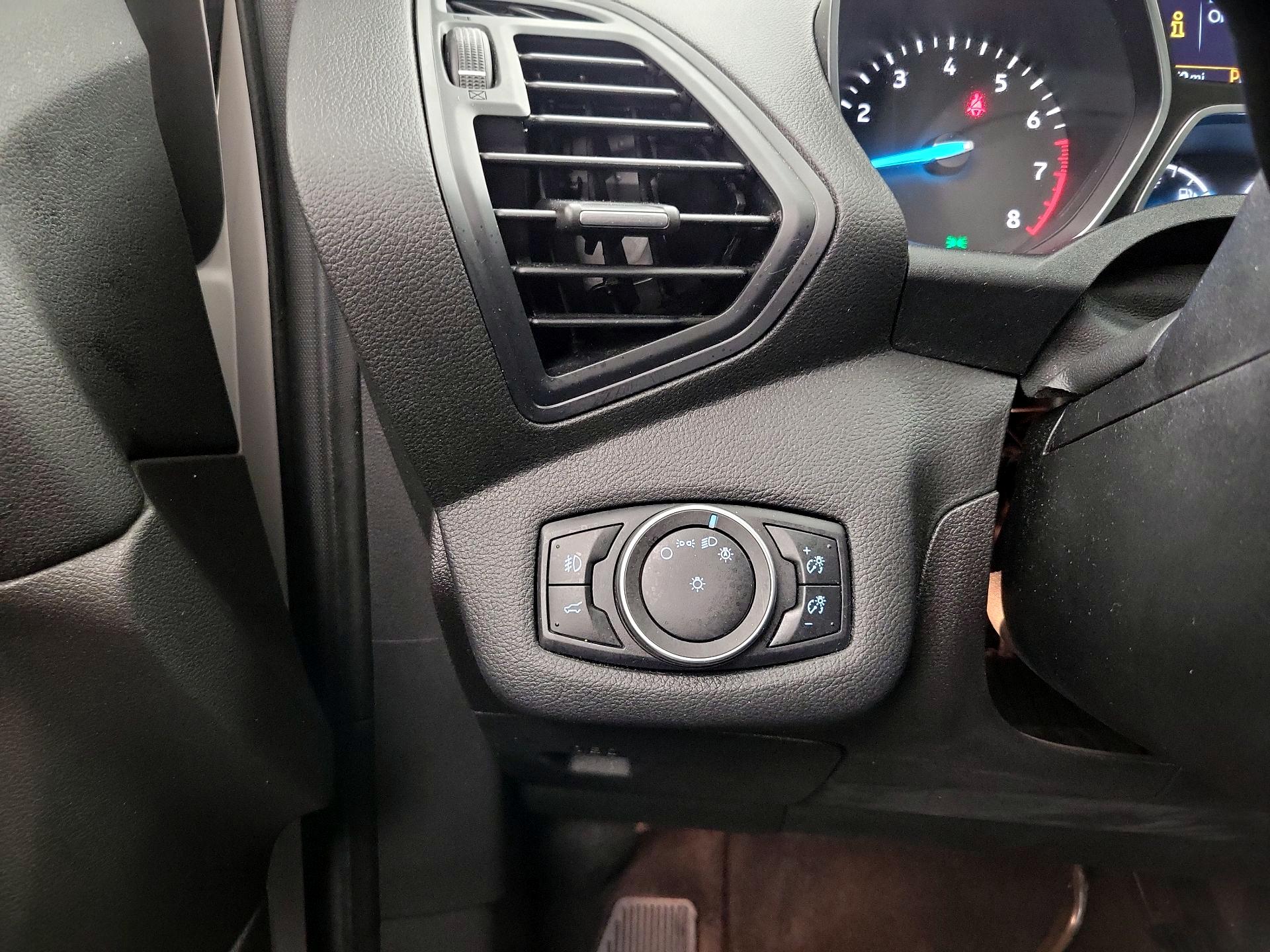 Thumbnail: 2017 Ford Escape - 13