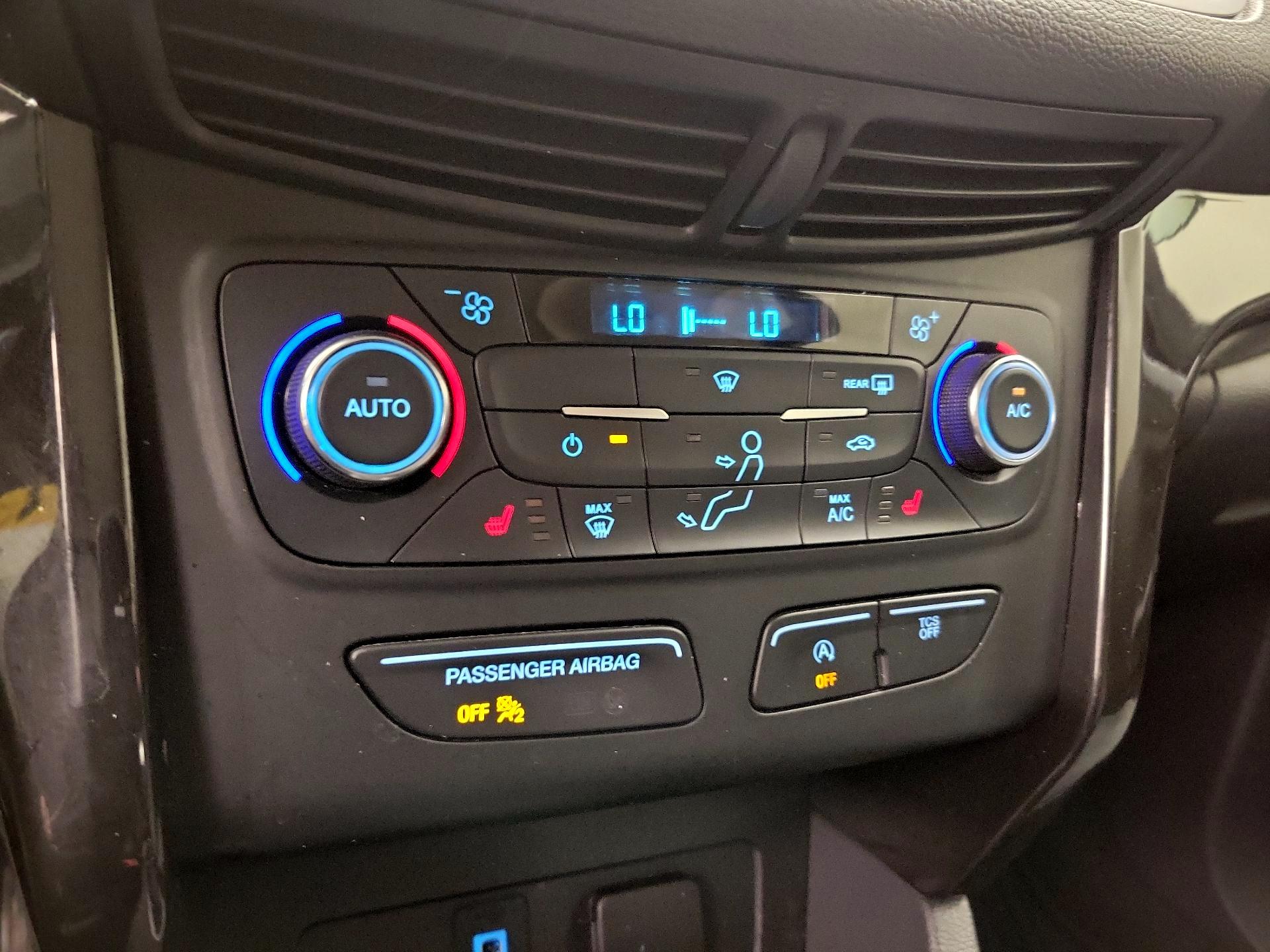 Thumbnail: 2017 Ford Escape - 17