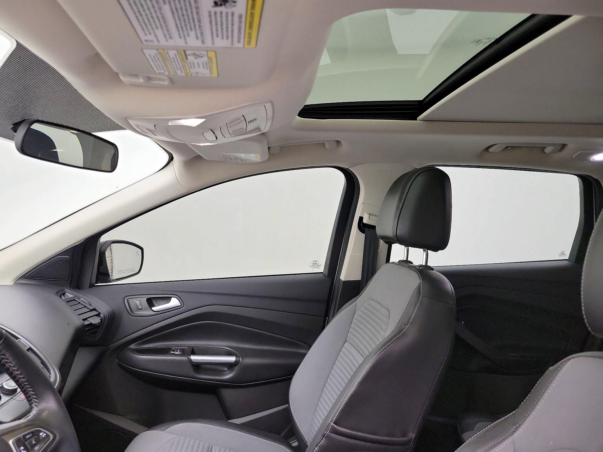 Thumbnail: 2017 Ford Escape - 20