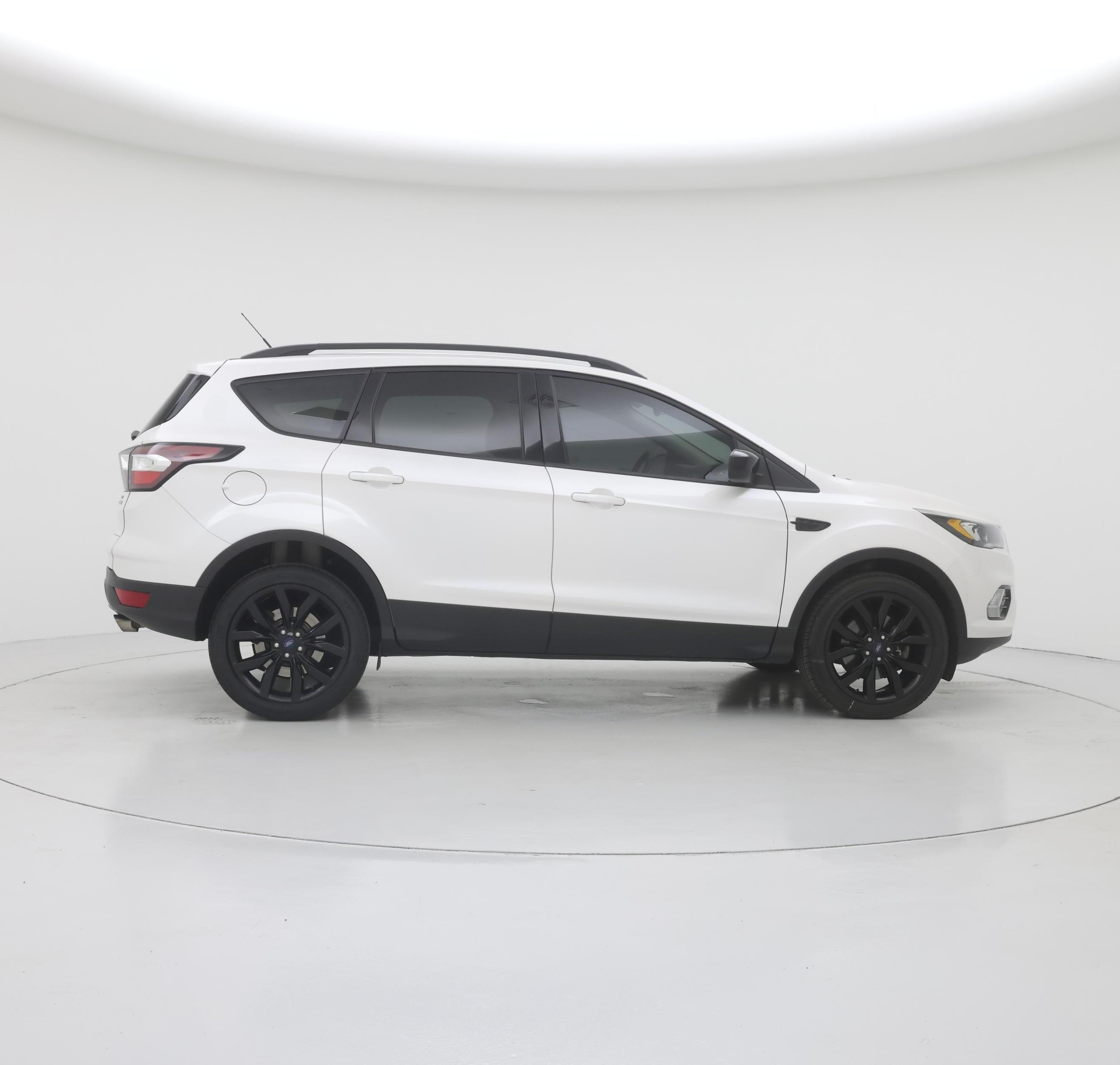 Thumbnail: 2017 Ford Escape - 7
