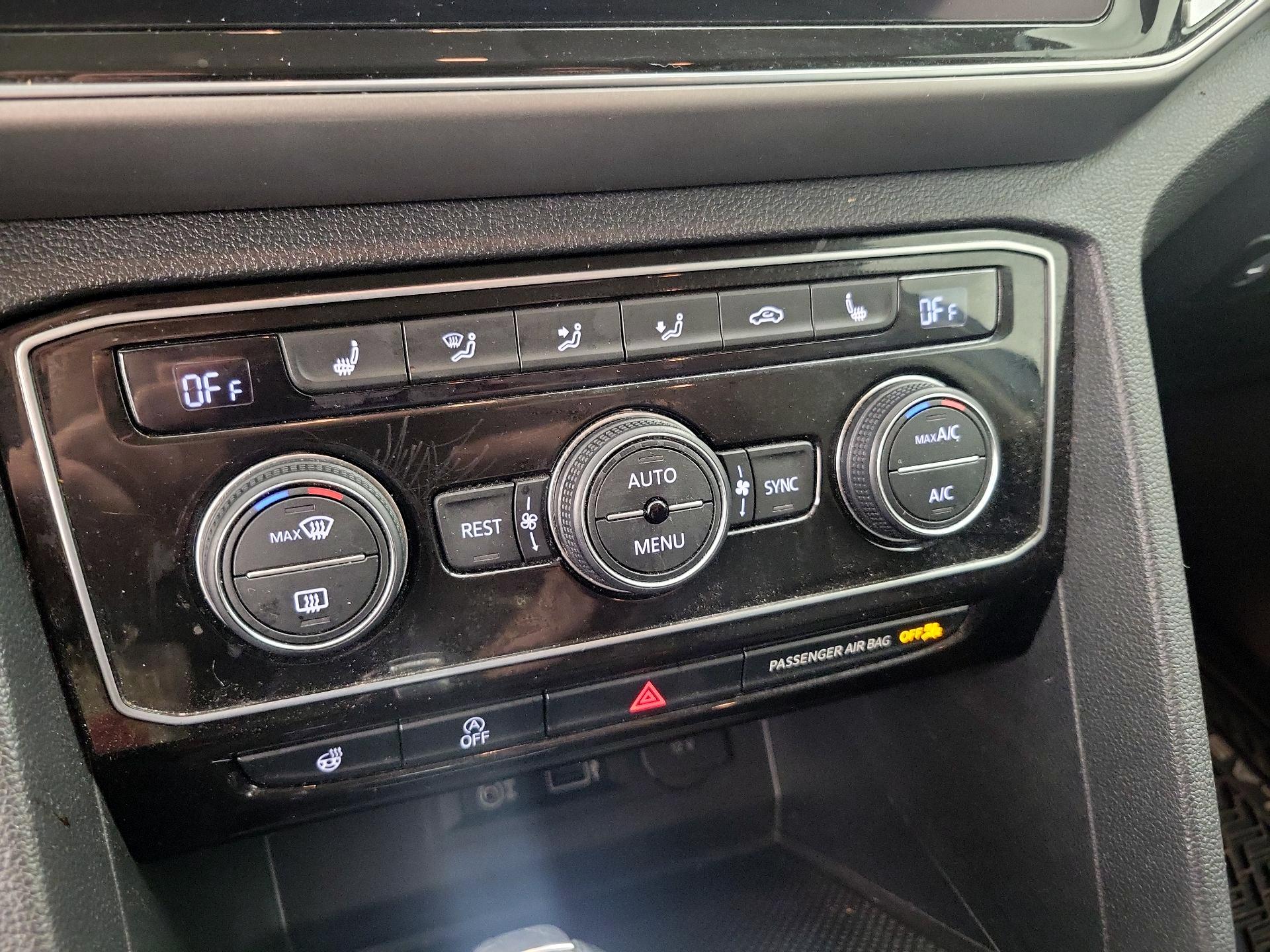 Thumbnail: 2019 Volkswagen Atlas - 16