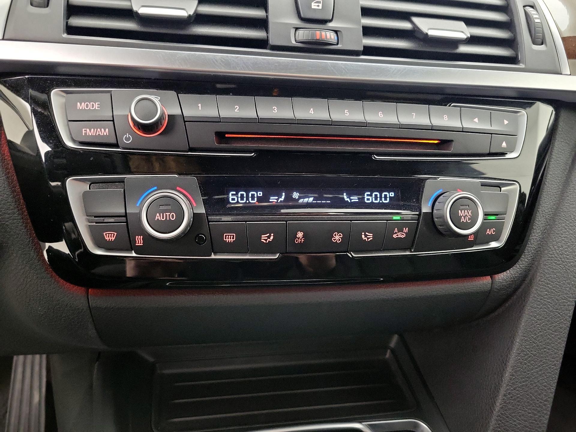 Thumbnail: 2016 BMW 3 Series - 15