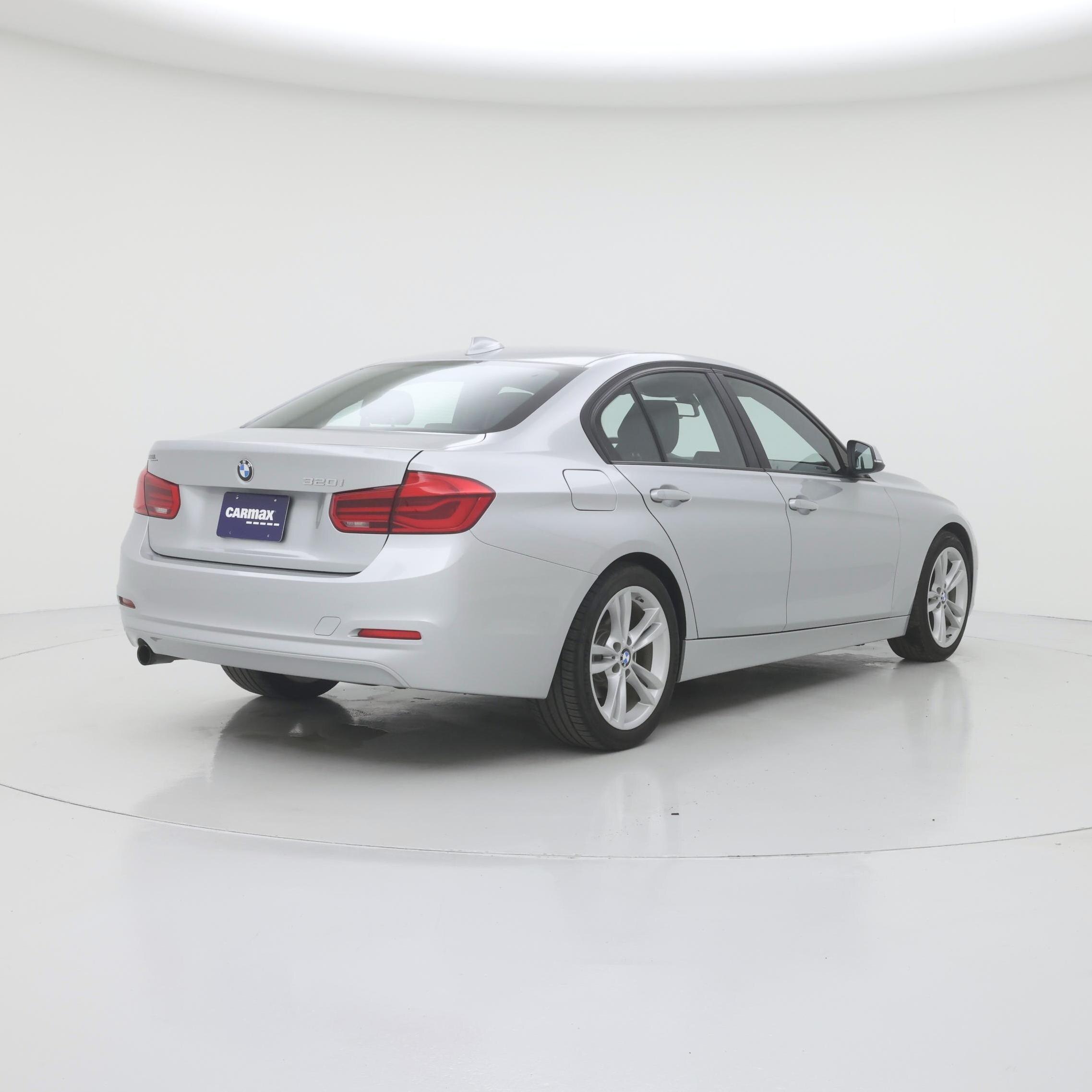 Thumbnail: 2016 BMW 3 Series - 8