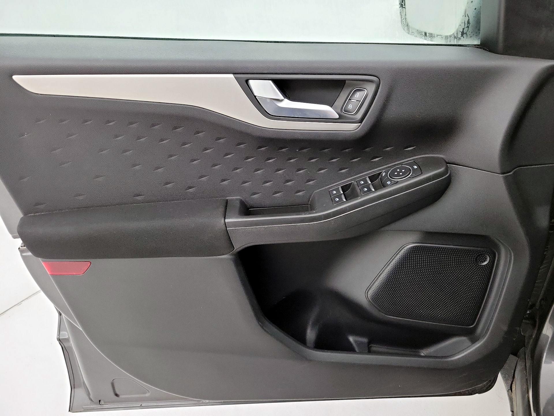 Thumbnail: 2020 Ford Escape - 12