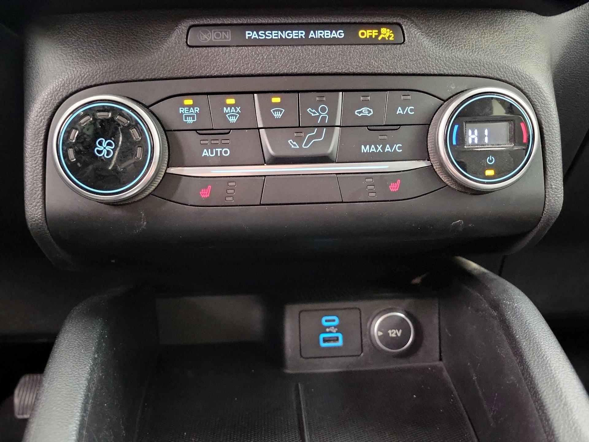 Thumbnail: 2020 Ford Escape - 16