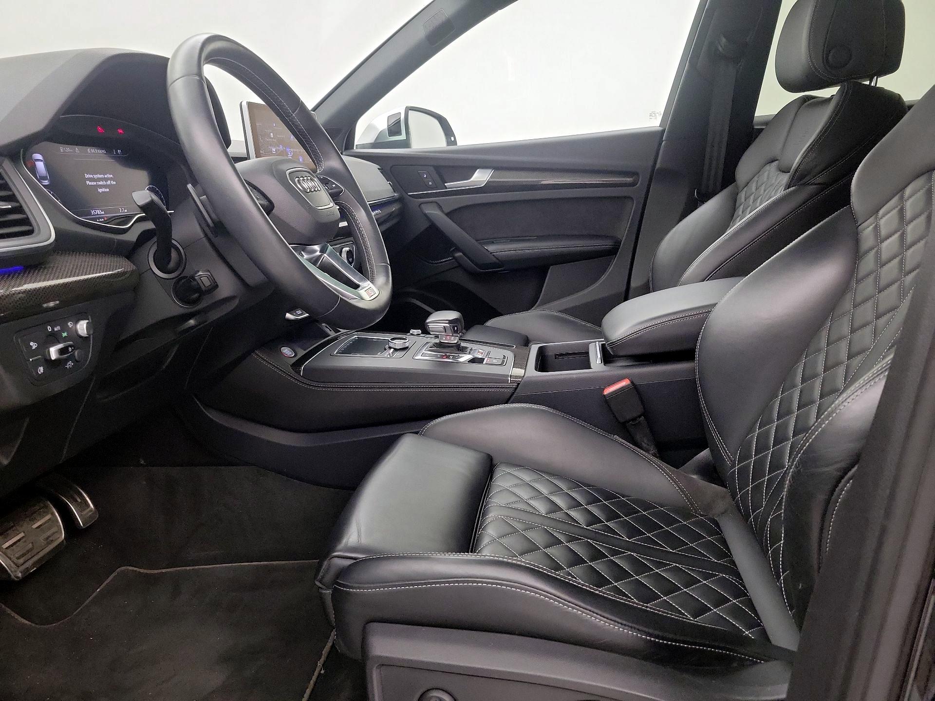 Thumbnail: 2018 Audi SQ5 - 11