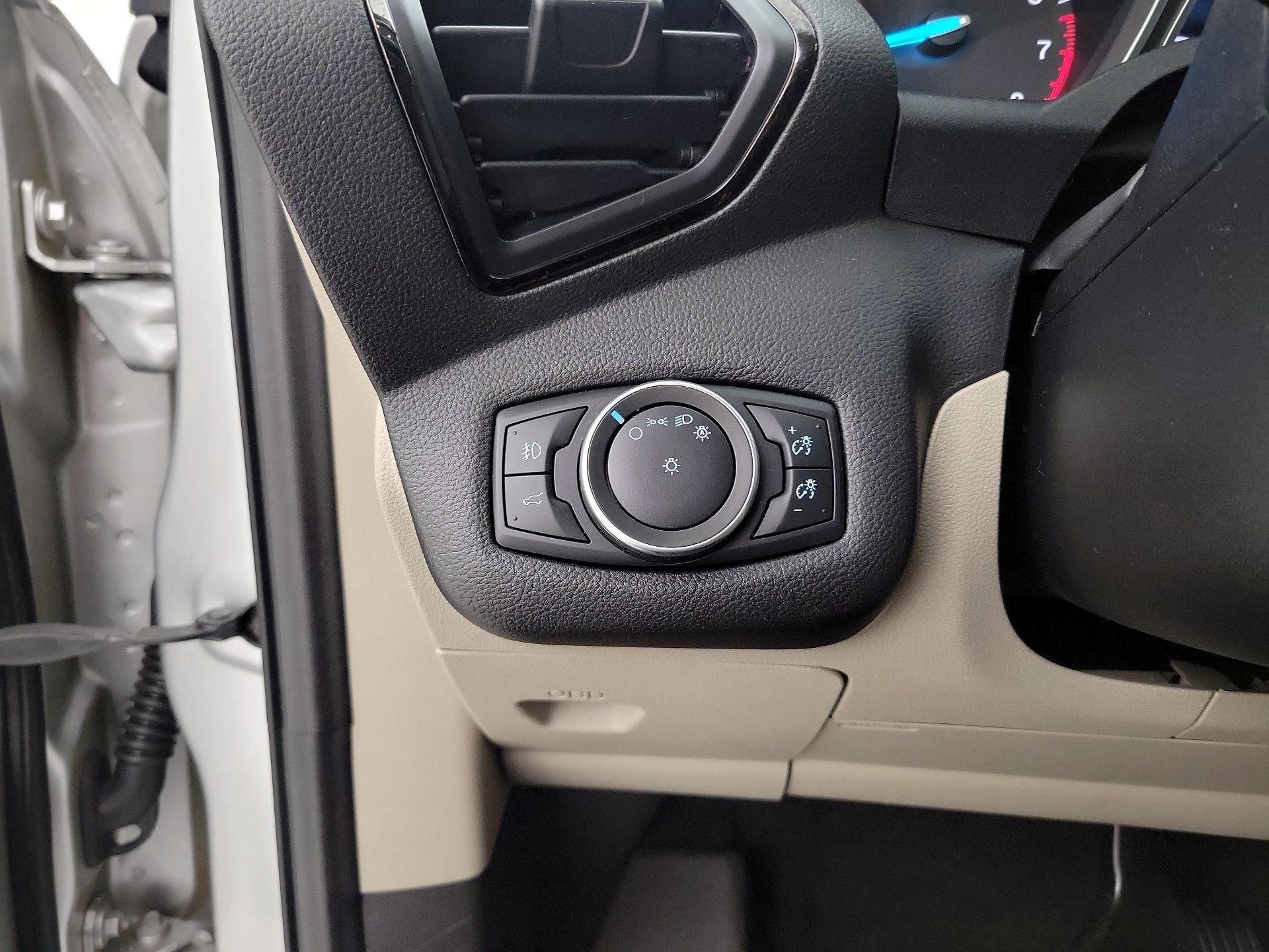 Thumbnail: 2017 Ford Escape - 13