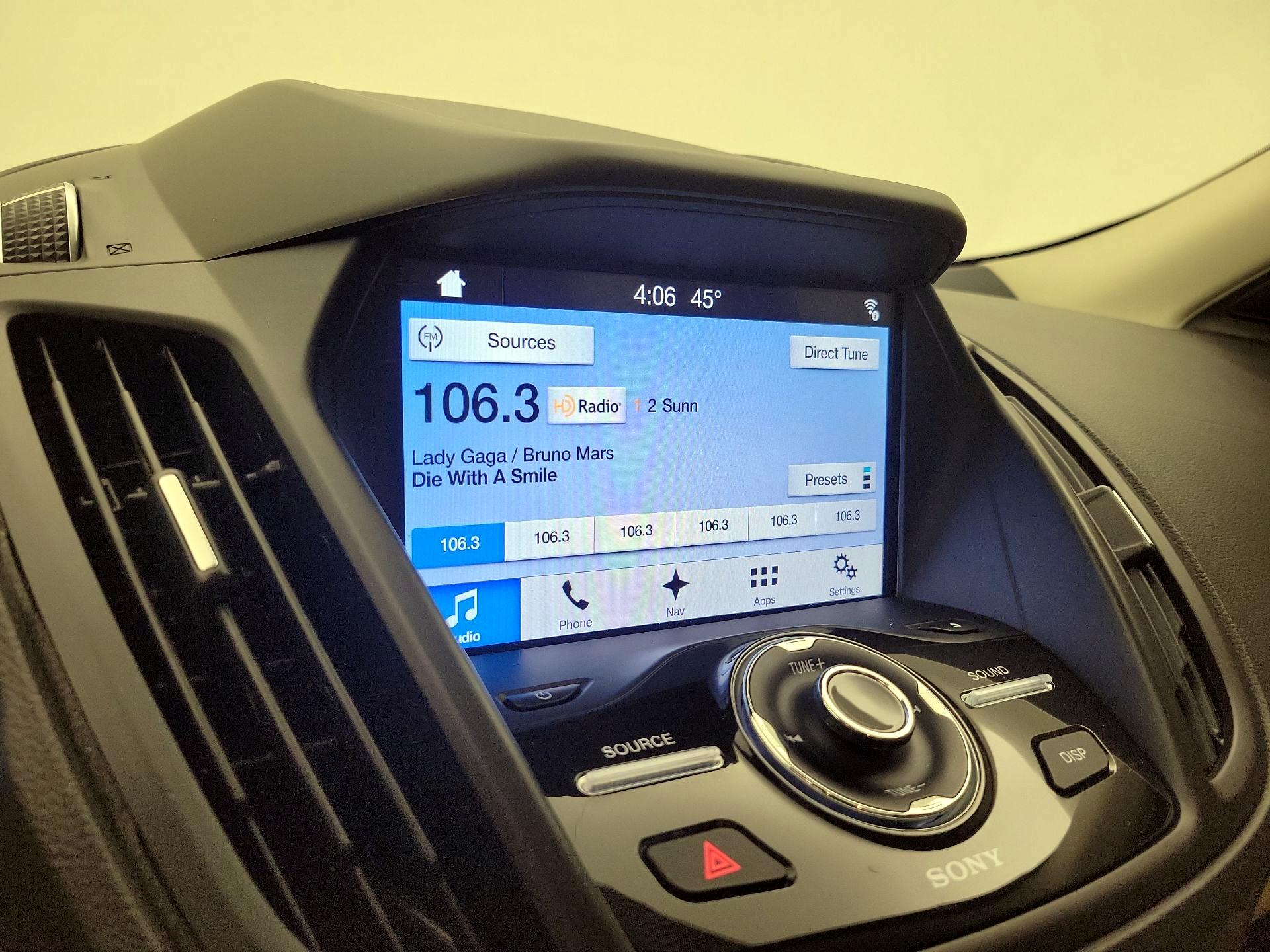 Thumbnail: 2017 Ford Escape - 16