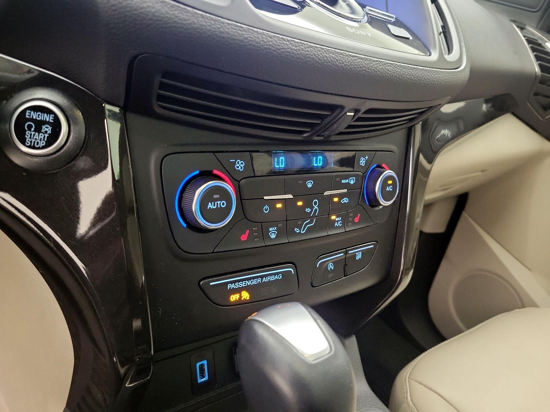 Thumbnail: 2017 Ford Escape - 17