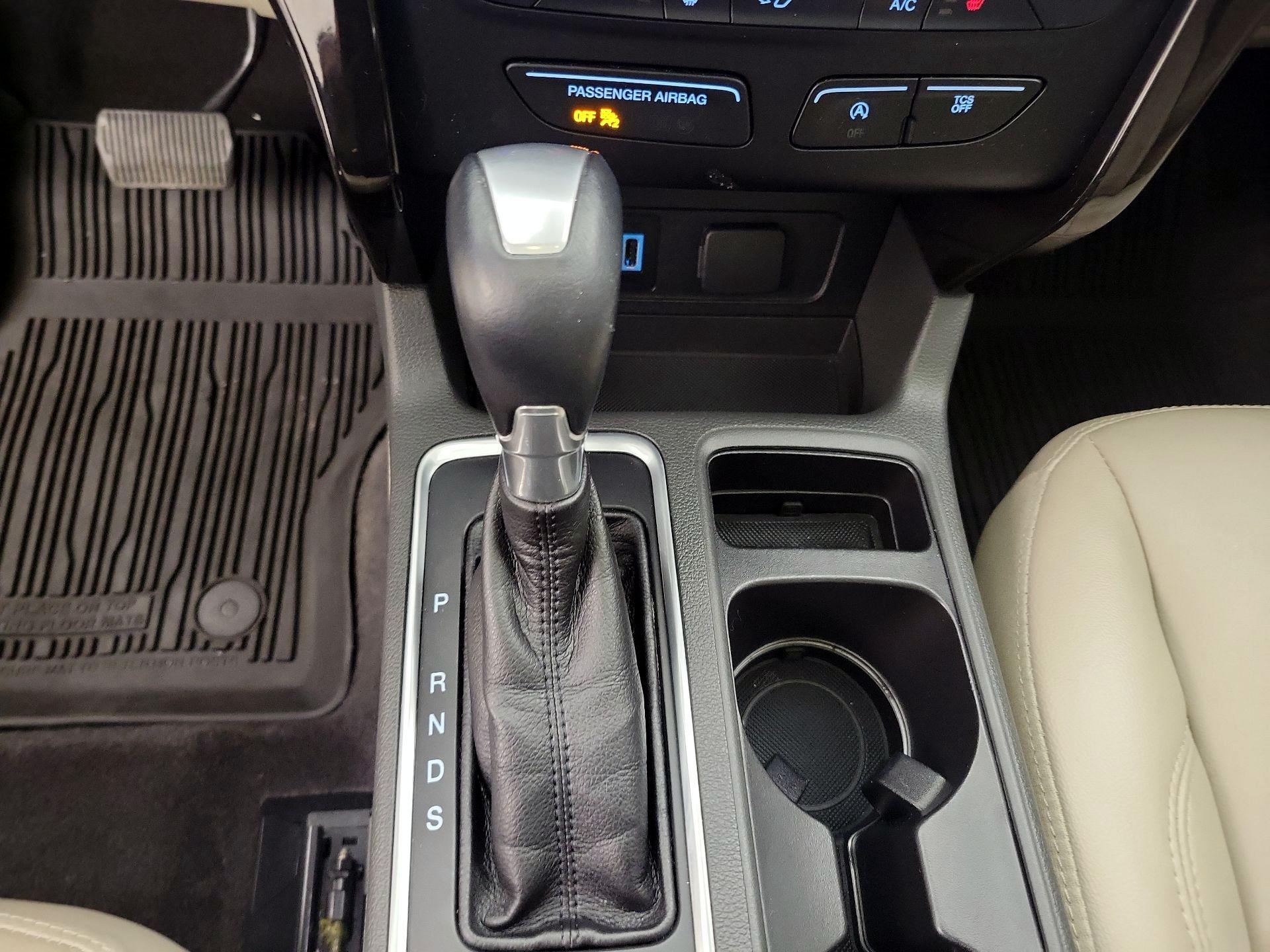 Thumbnail: 2017 Ford Escape - 18