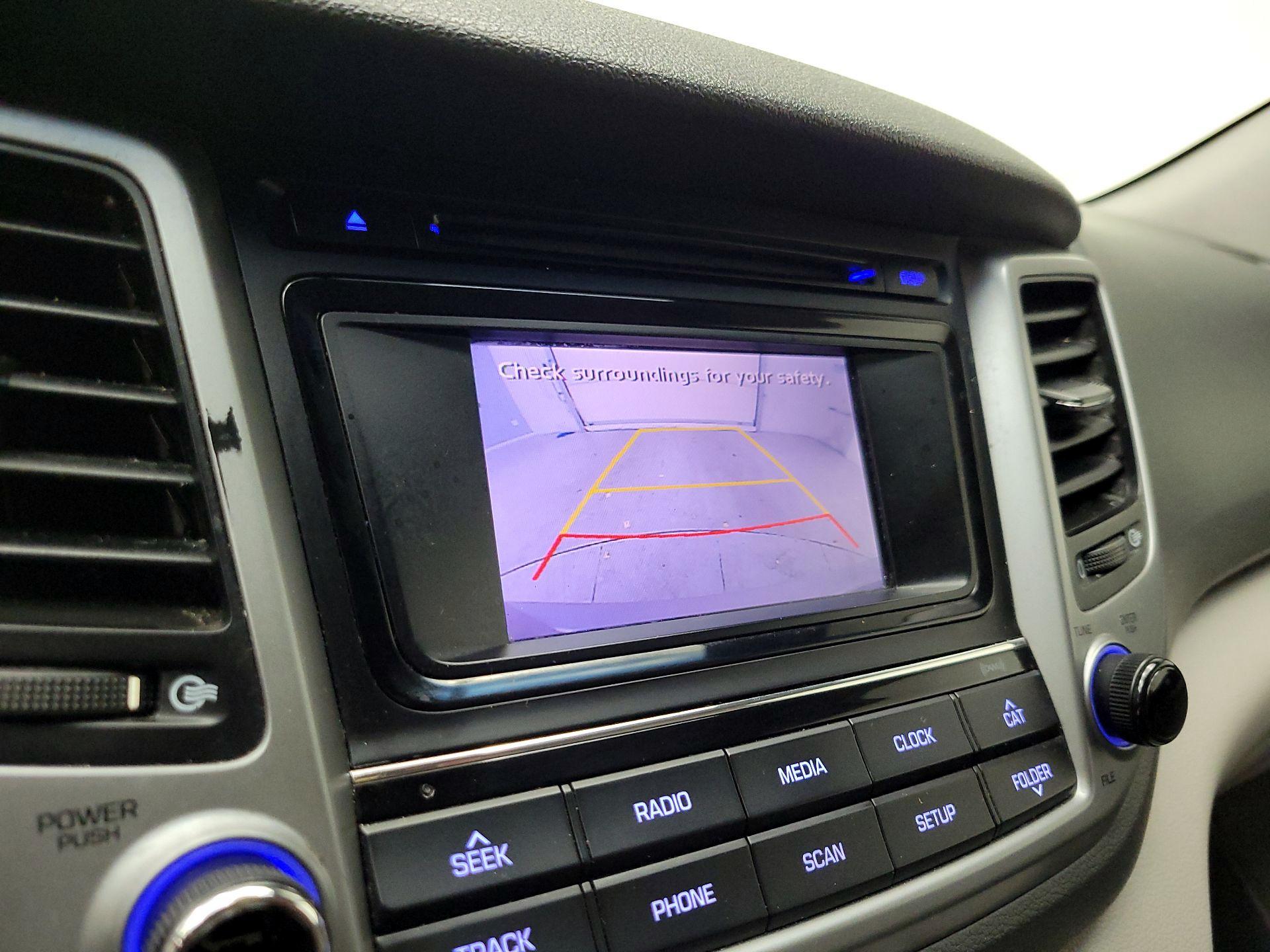 Thumbnail: 2016 Hyundai Tucson - 14