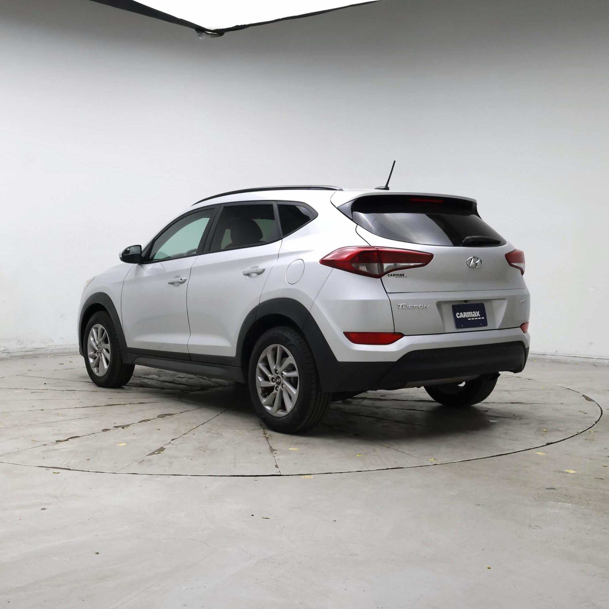Thumbnail: 2016 Hyundai Tucson - 2