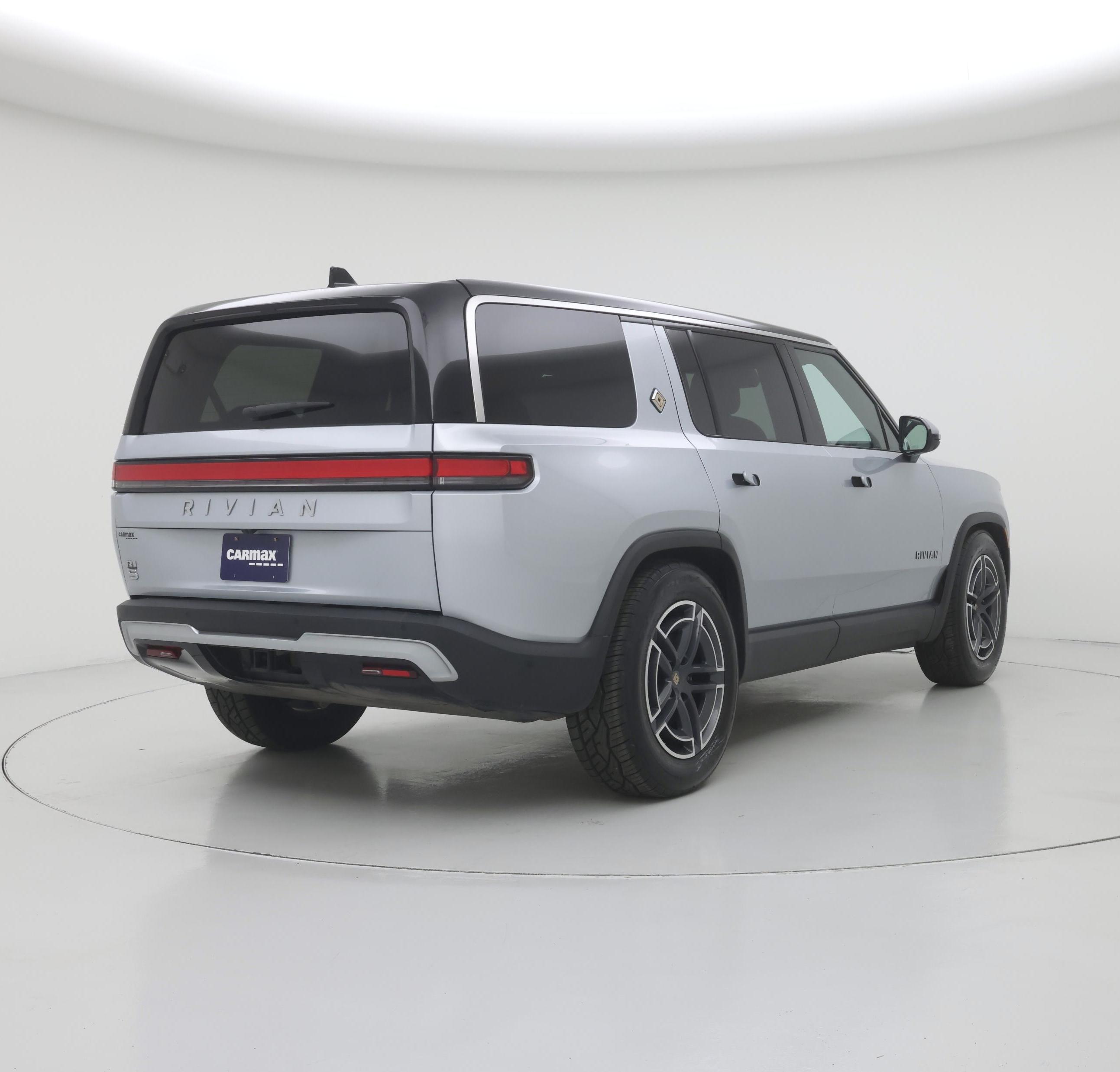 Thumbnail: 2025 Rivian R1S - 8