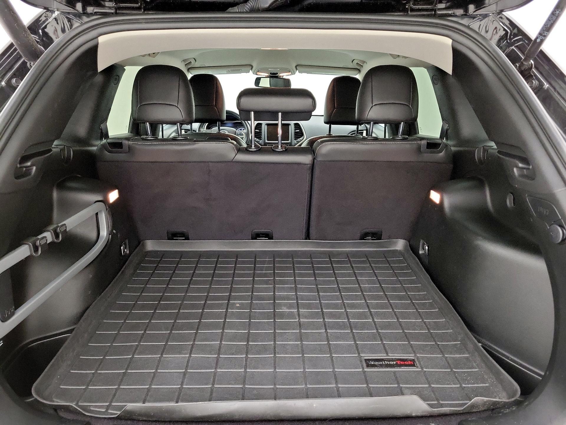 Thumbnail: 2018 Jeep Cherokee - 20