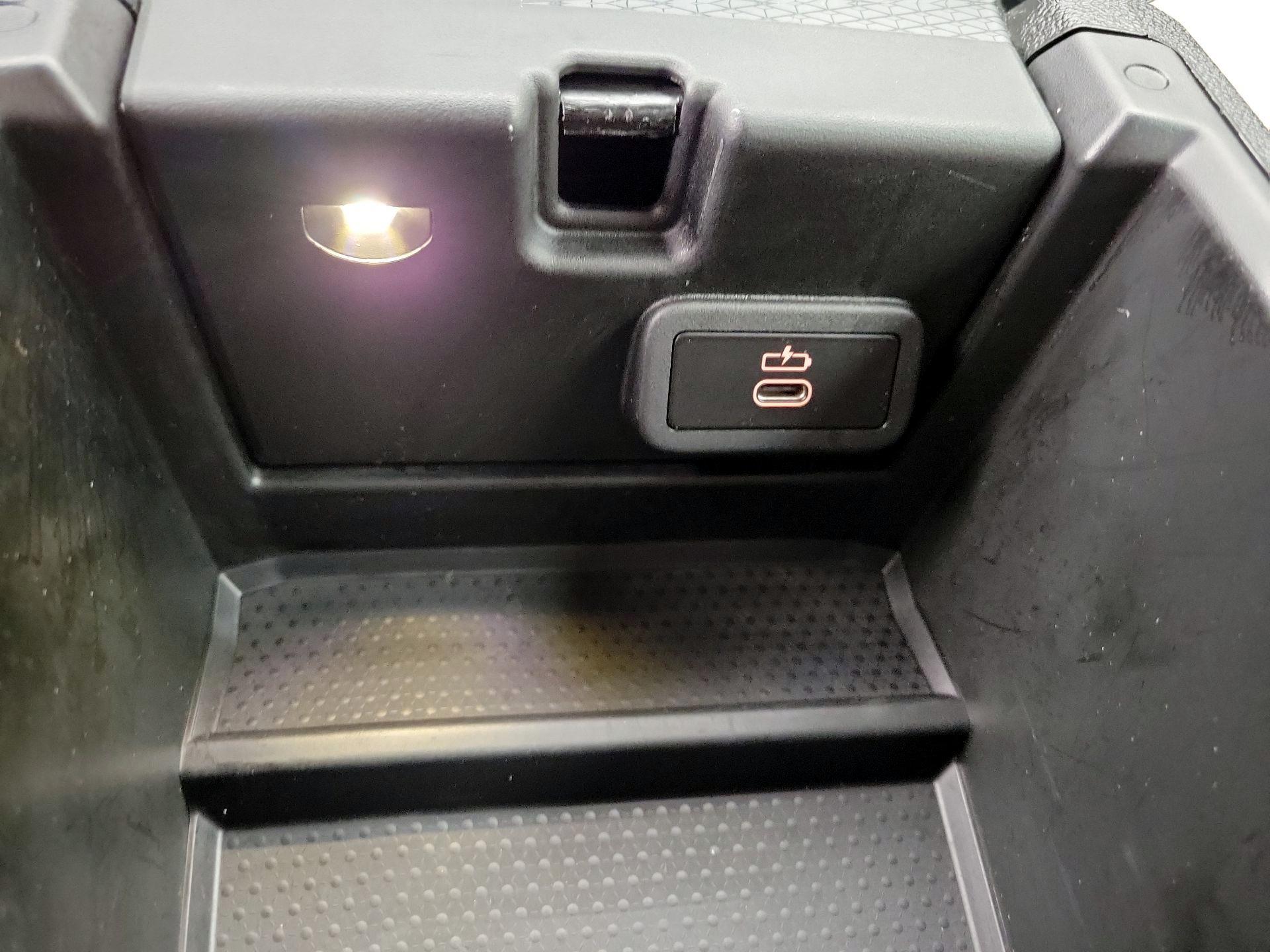 Thumbnail: 2023 BMW 2 Series - 19