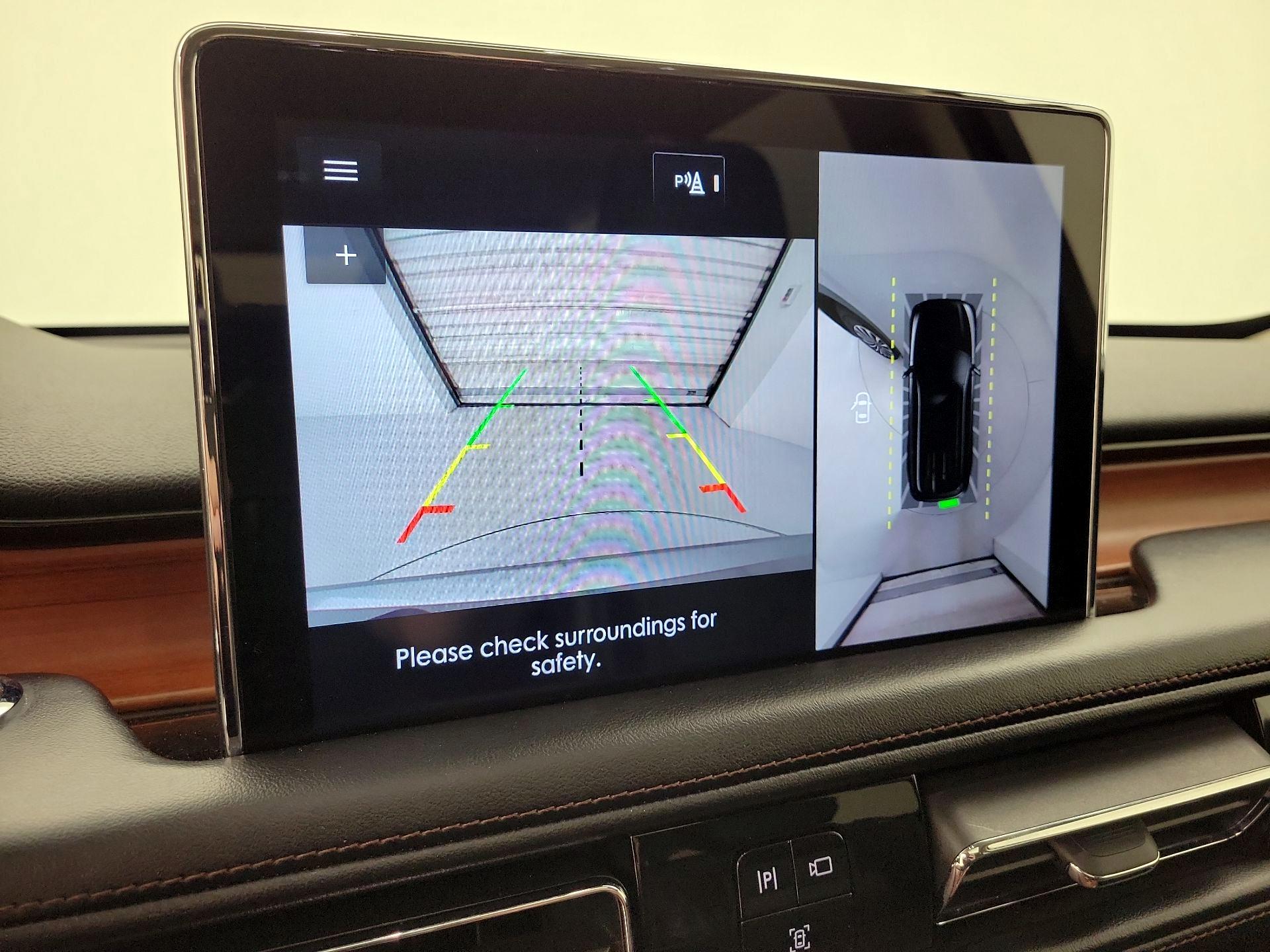 Thumbnail: 2020 Lincoln Aviator - 15