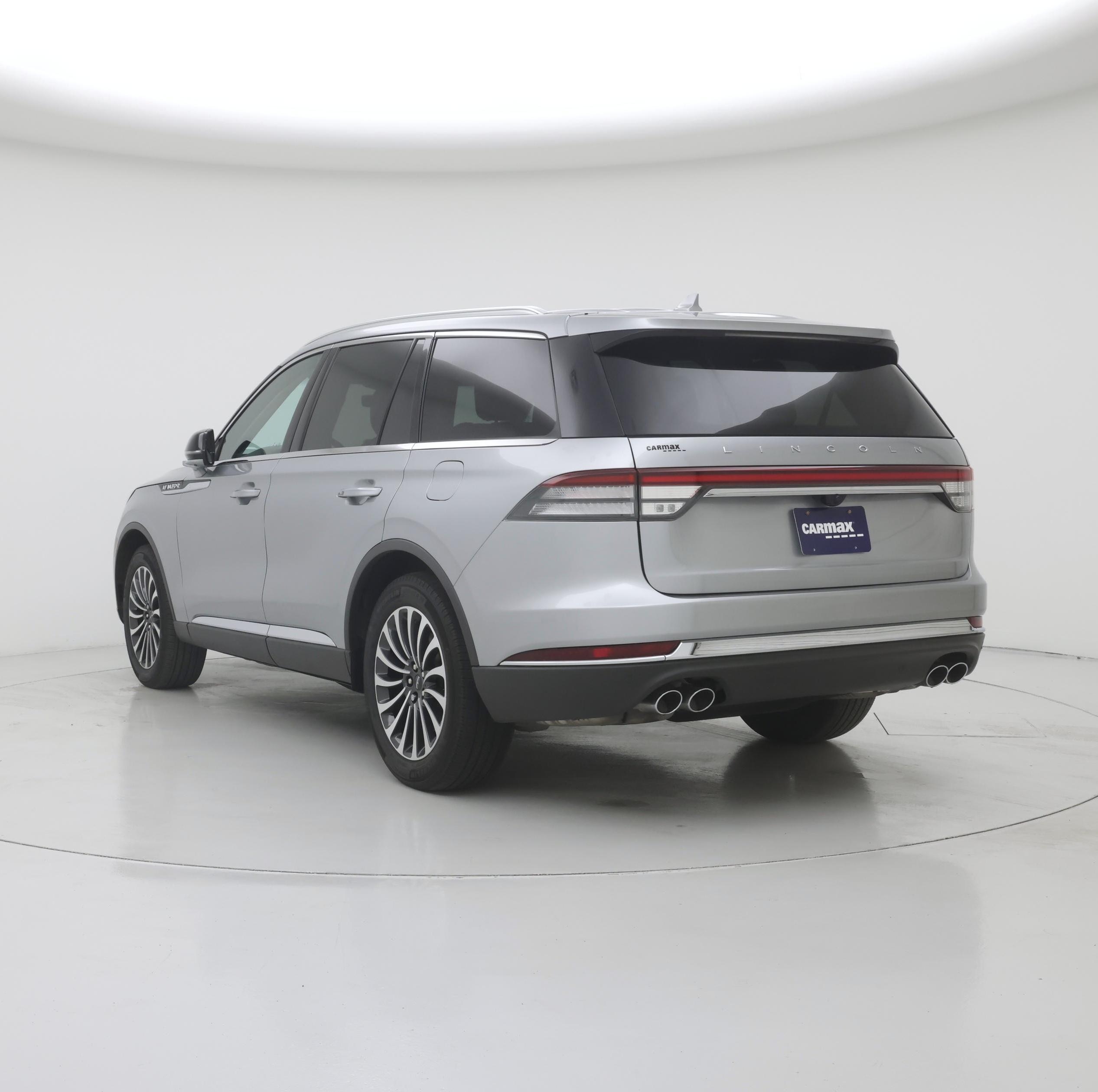 Thumbnail: 2020 Lincoln Aviator - 2