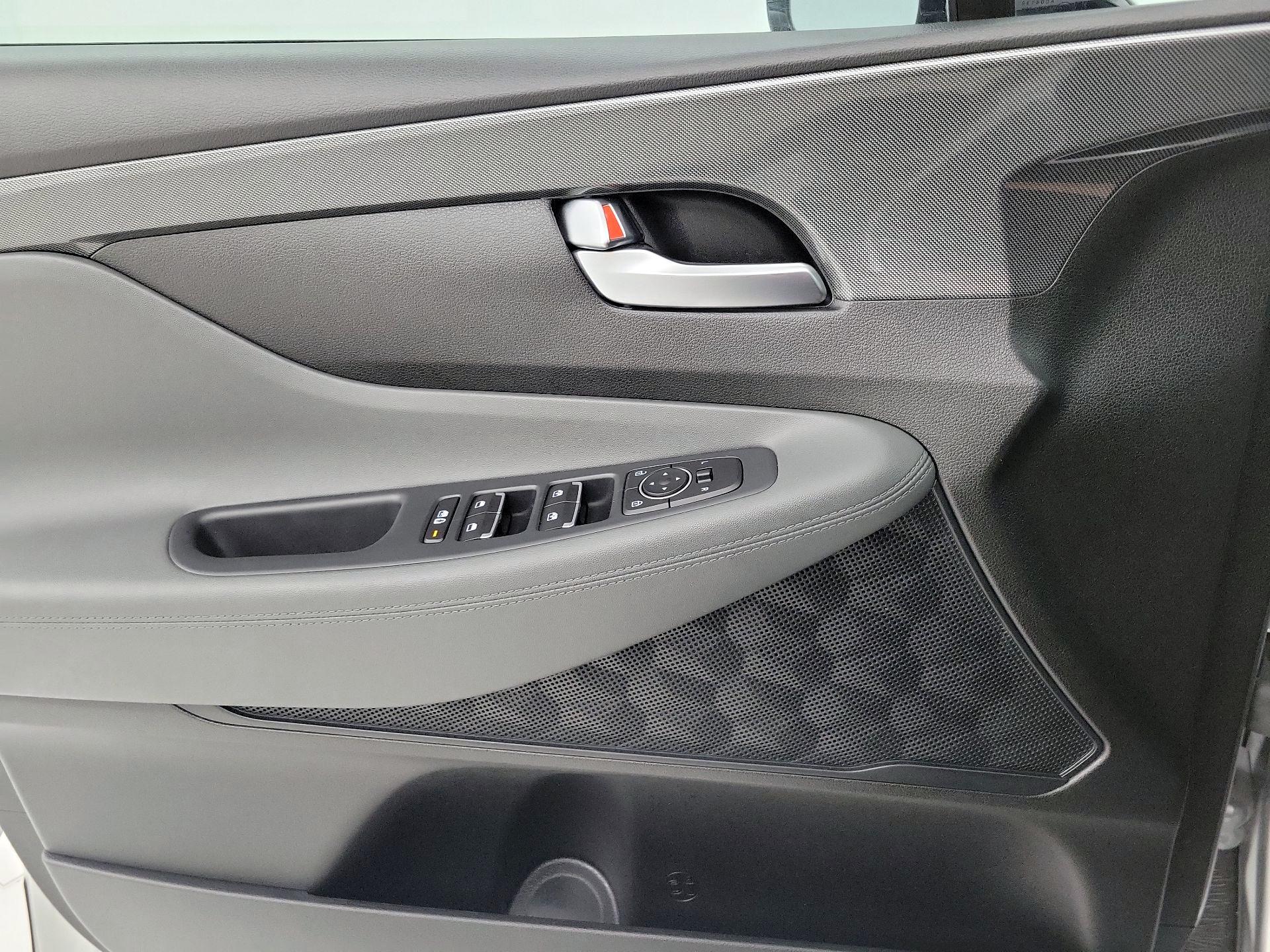 Thumbnail: 2023 Hyundai Santa Fe - 12