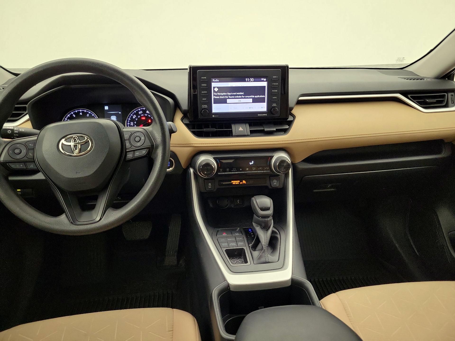 Thumbnail: 2022 Toyota RAV4 - 9