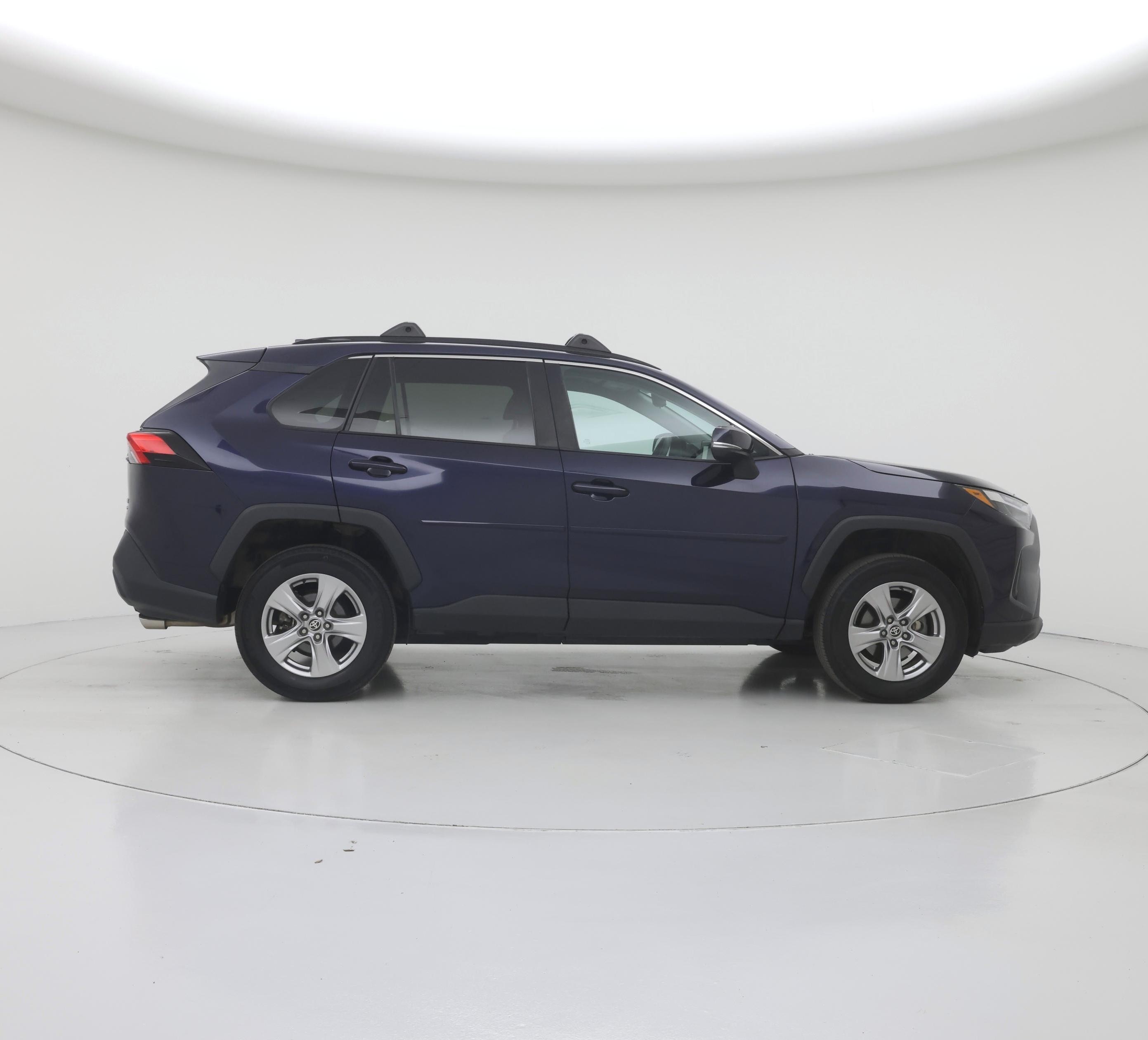 Thumbnail: 2022 Toyota RAV4 - 7