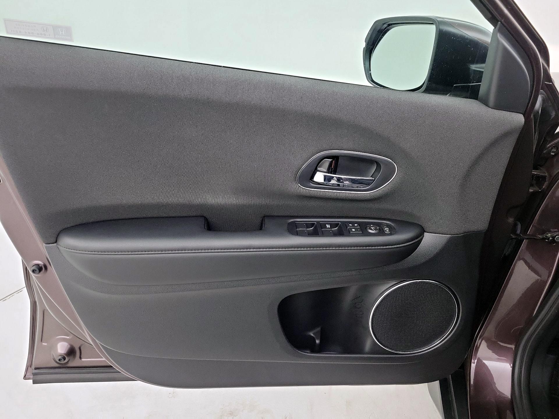 Thumbnail: 2021 Honda HR-V - 12