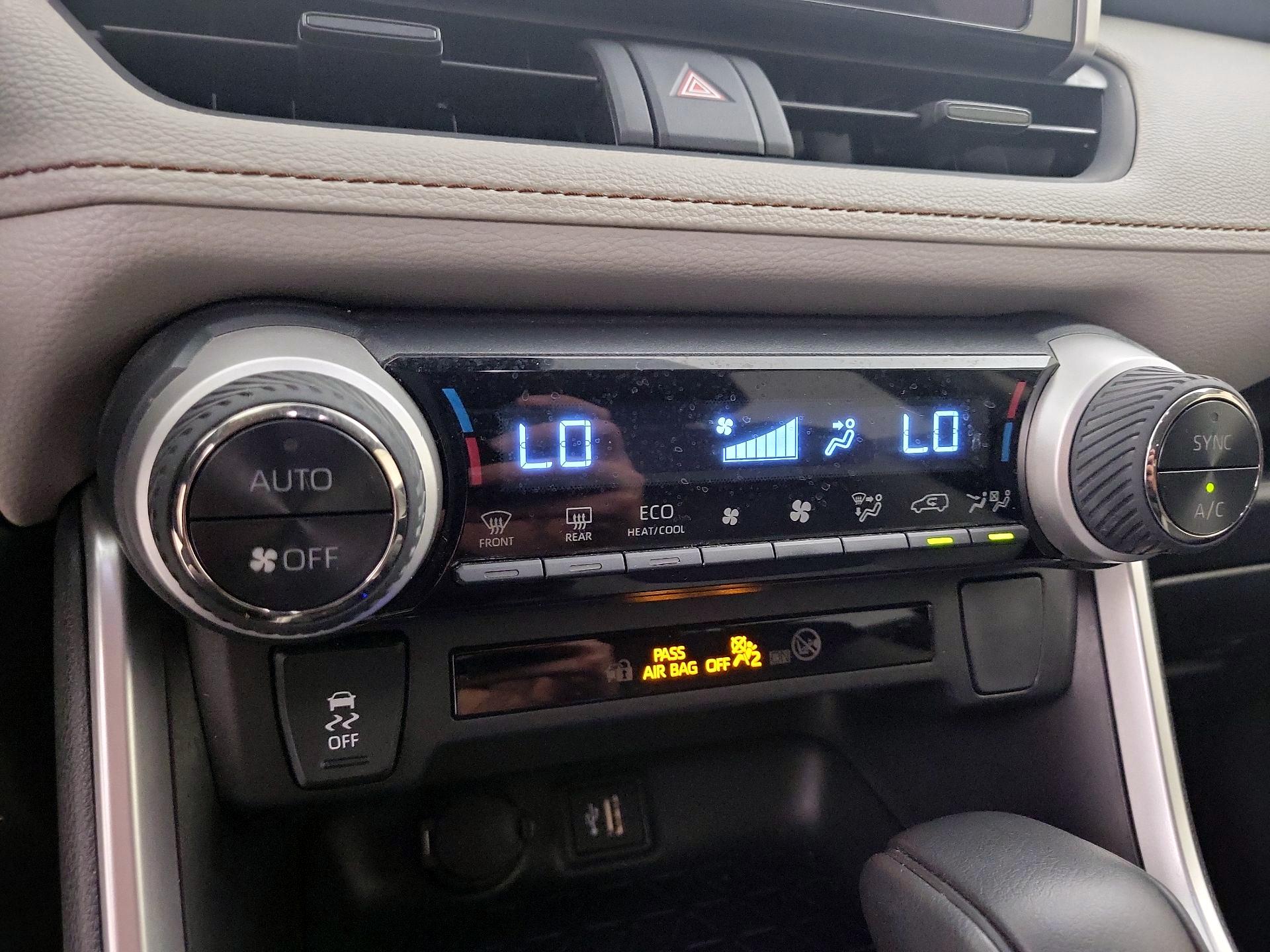 Thumbnail: 2024 Toyota RAV4 - 16